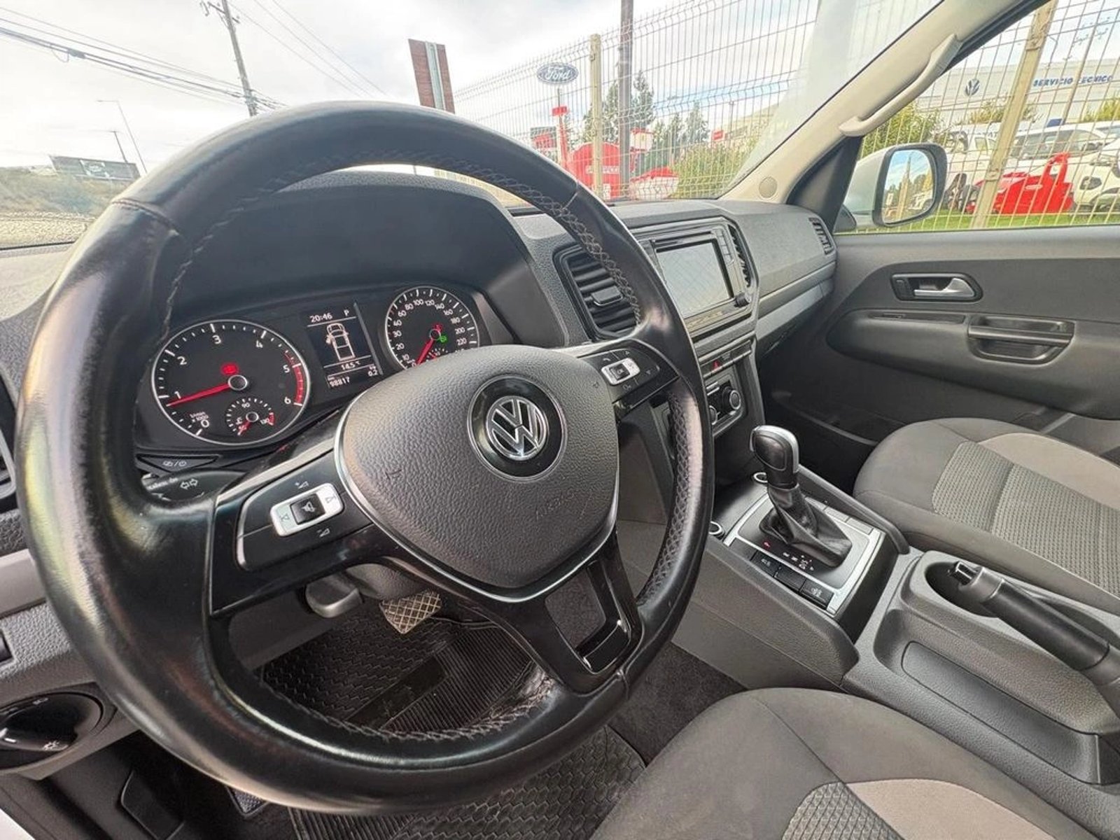 VOLKSWAGEN AMAROK COMFORTLINE 4X4 AUT. 2023 - Imagen 8 de 13