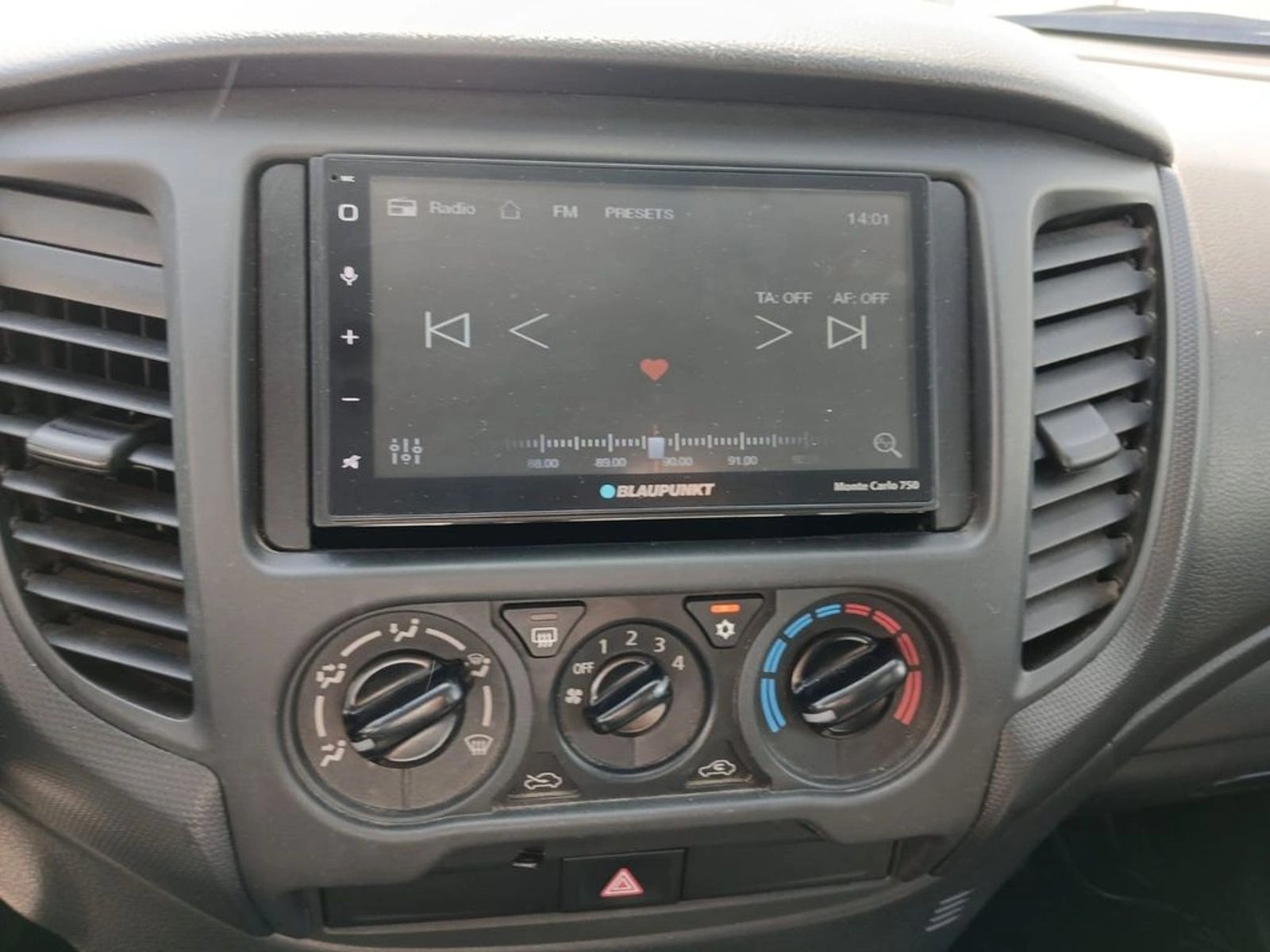 MITSUBISHI L200 L200 KATANA CRT 4X4 2.4 2021 - Imagen 14 de 19
