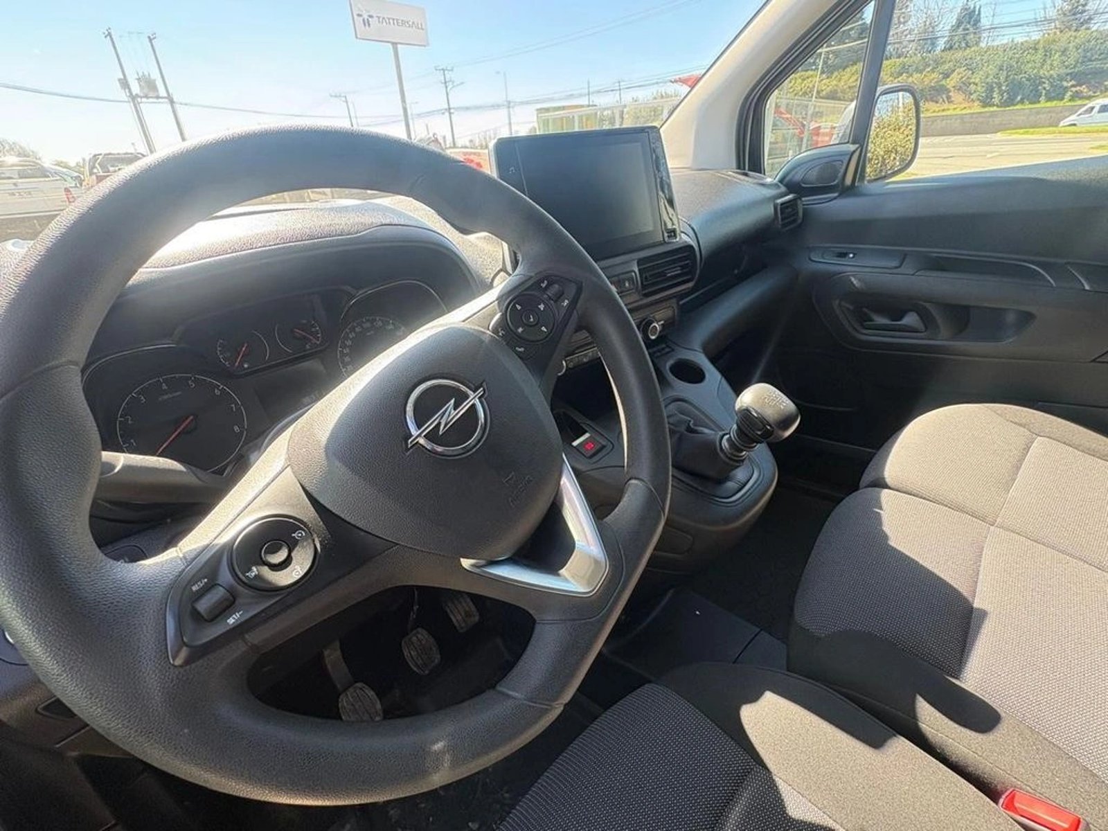 Opel COMBO 1.5 TD E6 2023 - Imagen 9 de 11