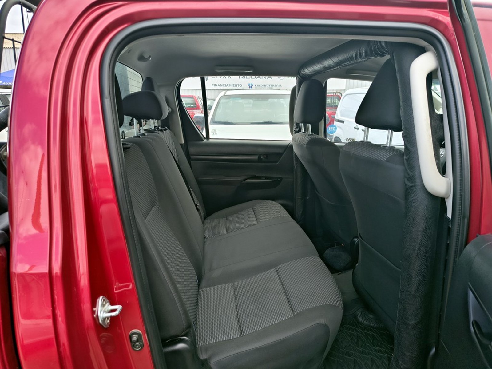 Toyota HILUX HILUX TSS 2.4 DIESEL 4X4 T/M 2023 - Imagen 20 de 20