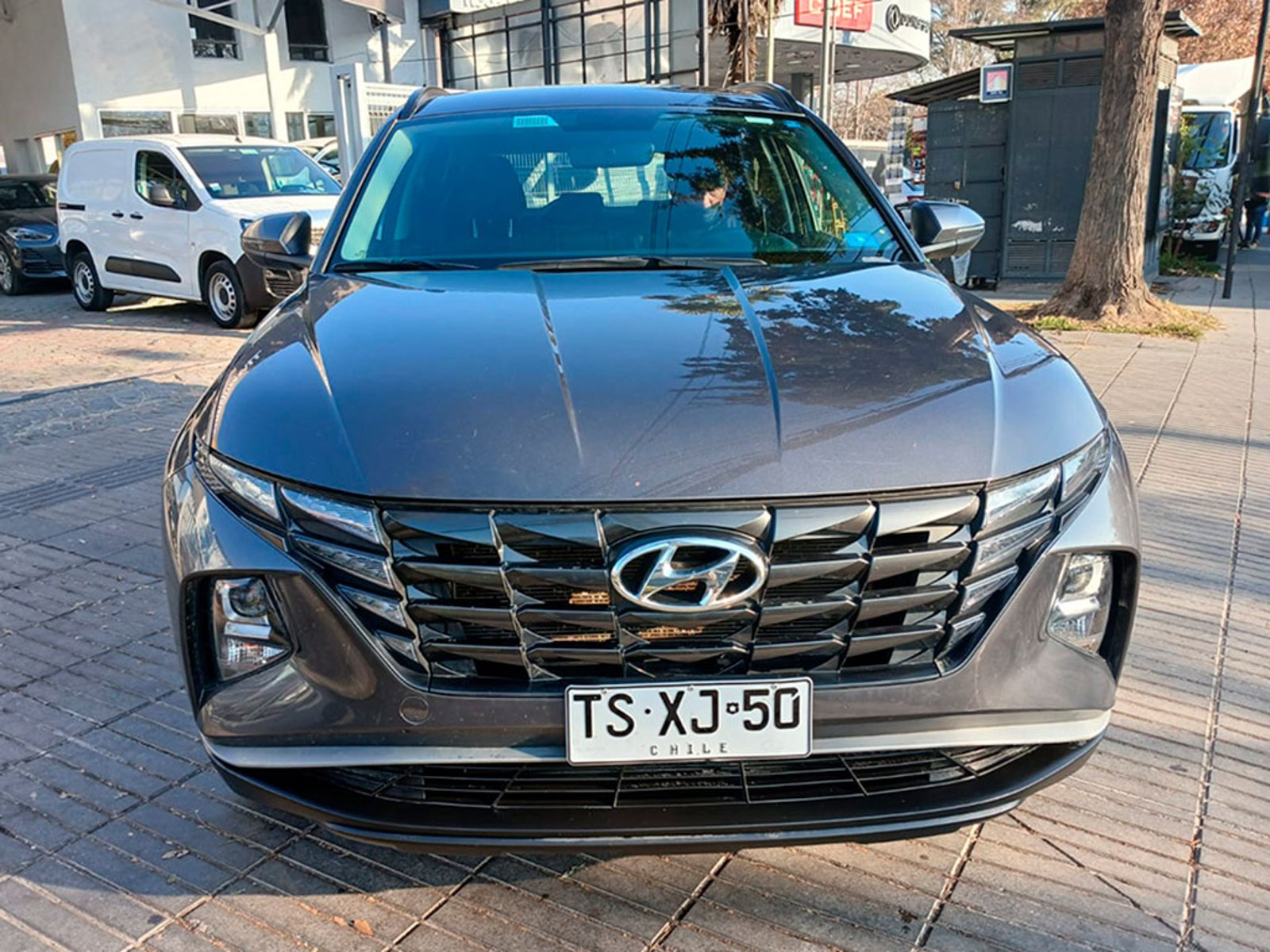 Hyundai TUCSON 2.0 NX4 PLUS 4WD 2025 - Imagen 3 de 18