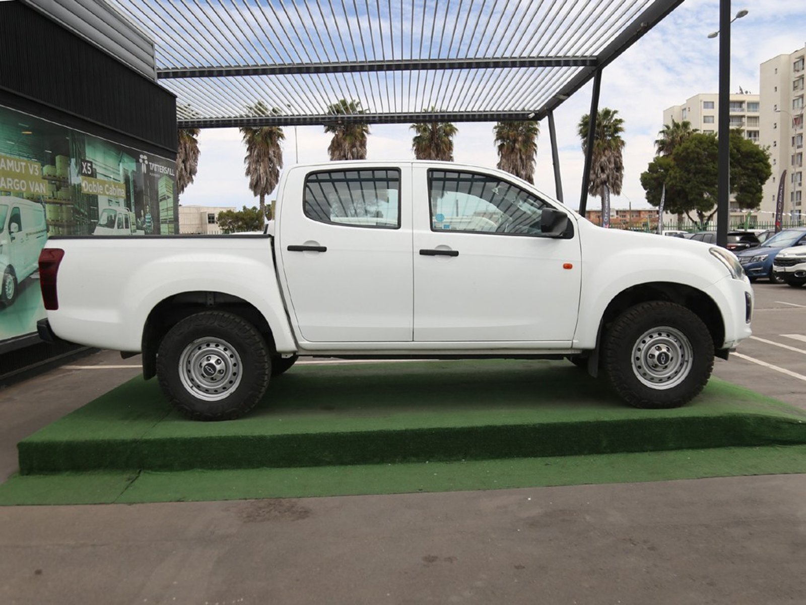 Chevrolet D-MAX 2.5 4X2 MT 2022 - Foto 4 de 20
