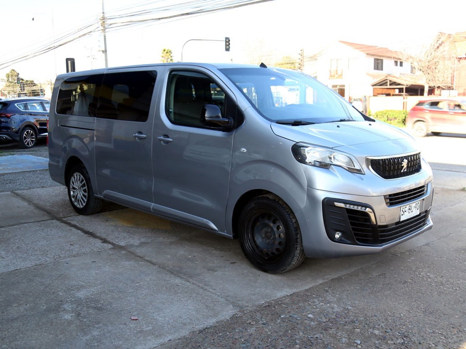 Peugeot TRAVELLER L3 BLUE HDI 180 2.0 2022 - Imagen 3 de 20