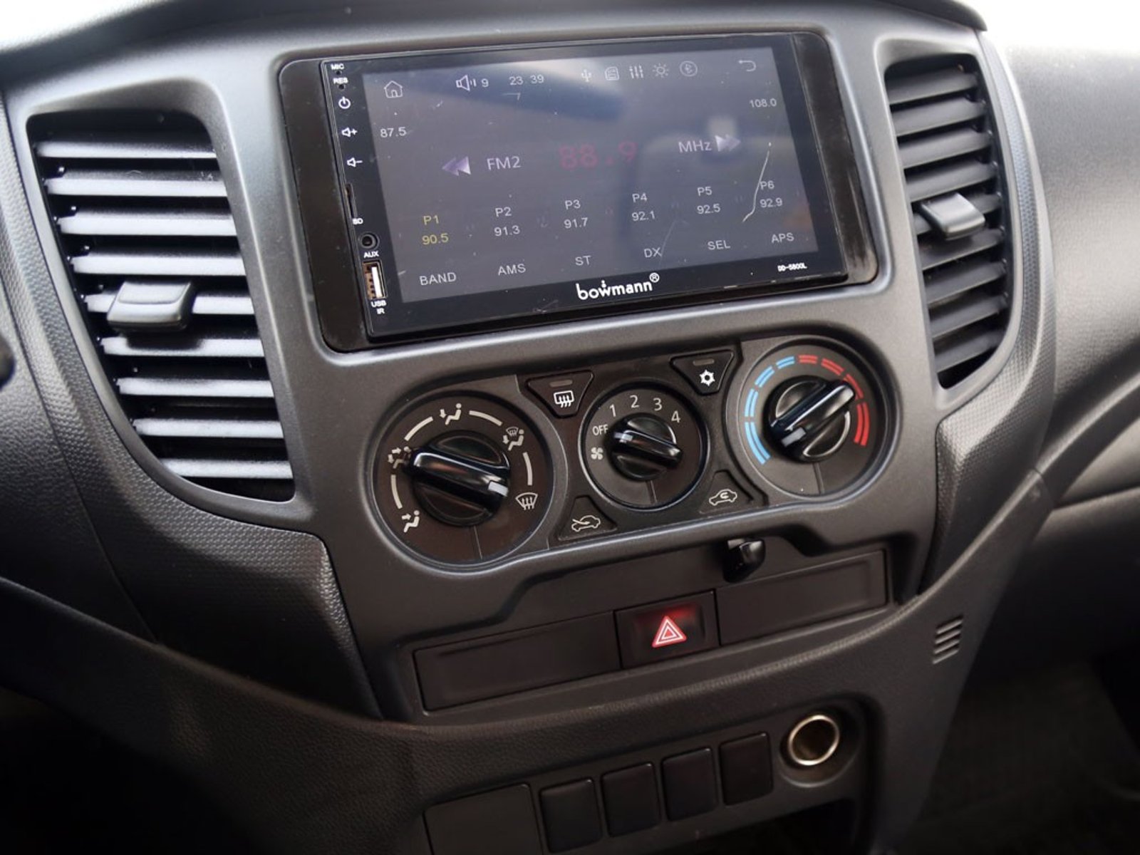 MITSUBISHI L200 KATANA 2.4 MT 4X4 DIESEL 2023 - Imagen 19 de 20