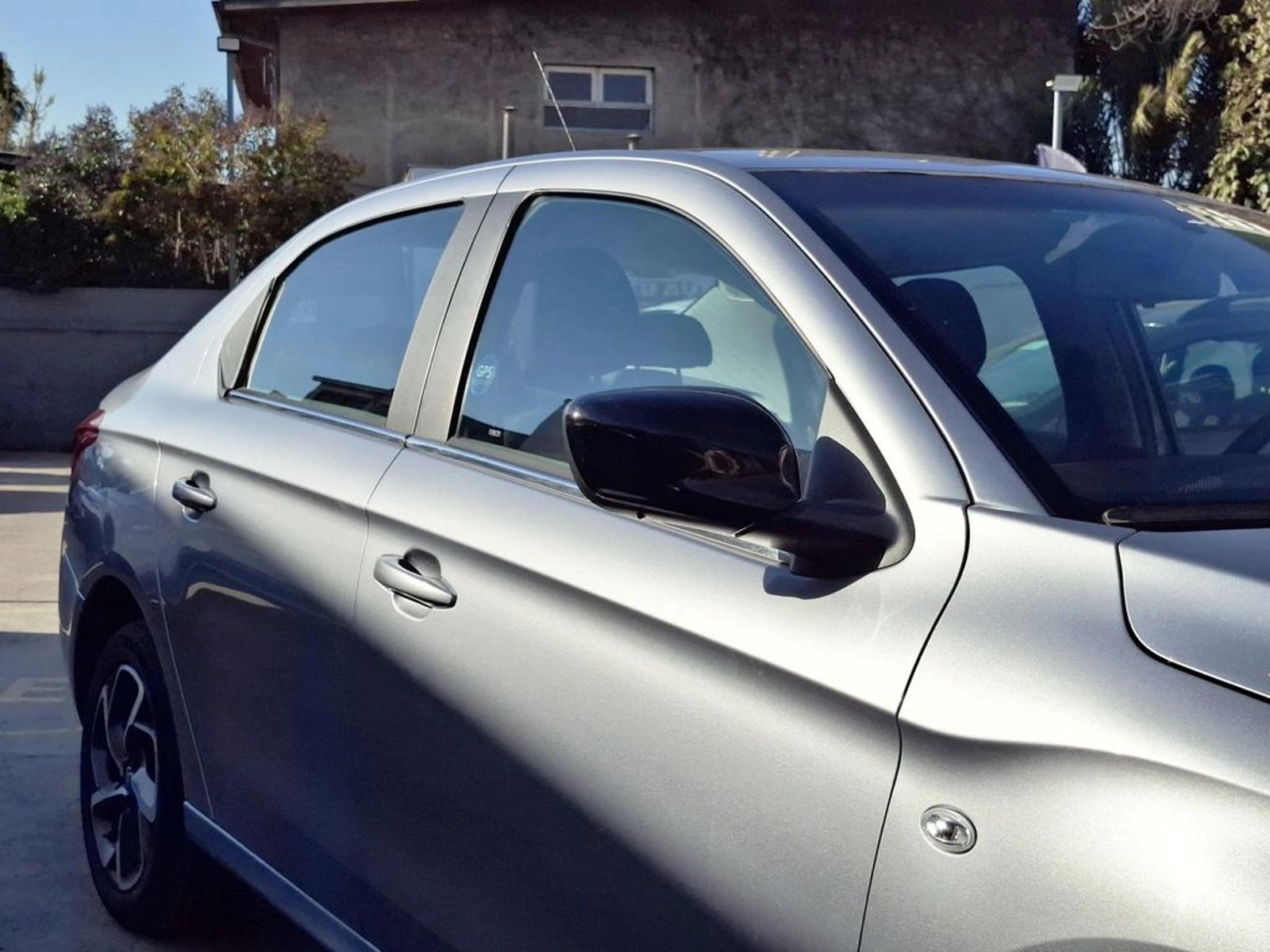 Citroën C-ELYSEE 1.5 2025 - Foto 4 de 20