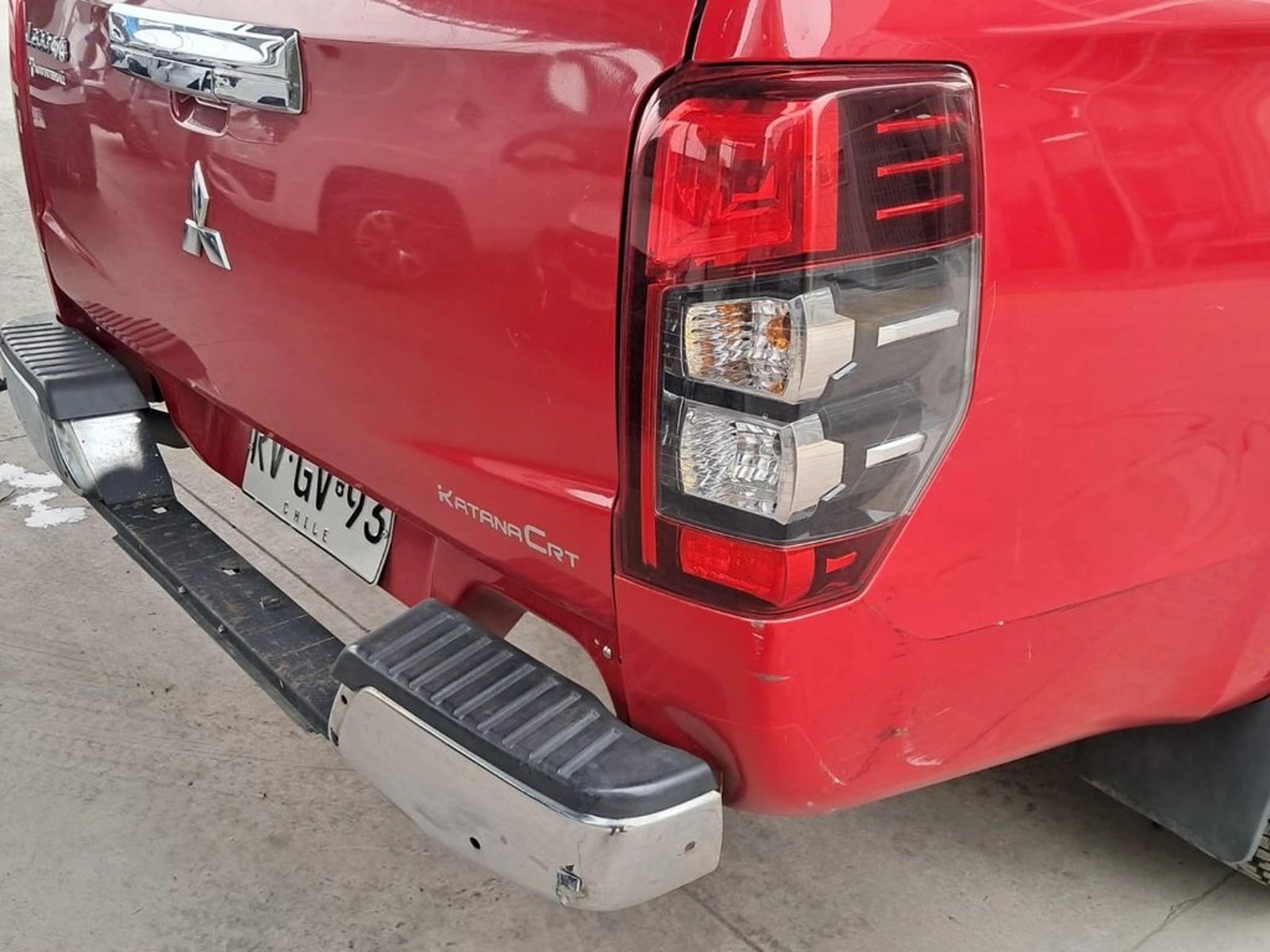 Mitsubishi L200 KATANA CRT 4X4 MT DIESEL 2022 - Imagen 11 de 20