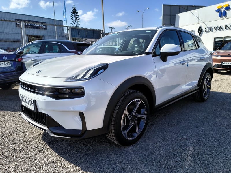 Lynk & Co 06 1.5 Gasolina 4x2 T/A PRO 2027