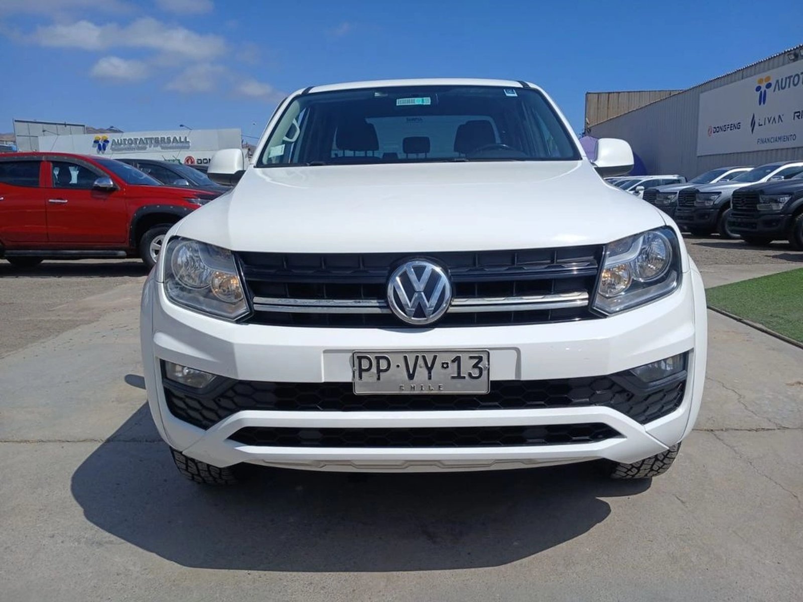 Volkswagen AMAROK 2.0 TRENDLINE 4X4 DIESEL MT 4P 2021 - Foto 2 de 20