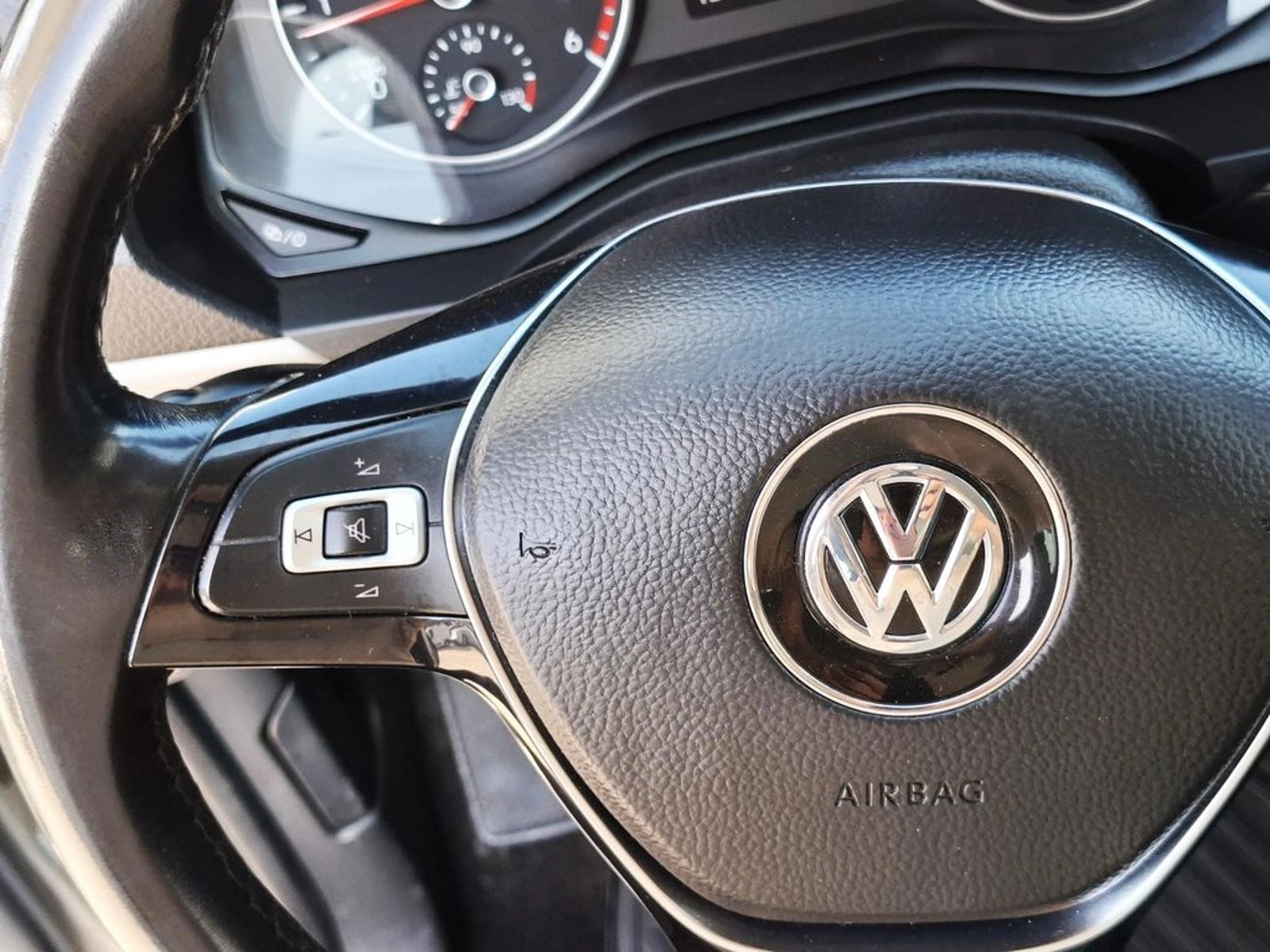 VOLKSWAGEN AMAROK COMFORTLINE 4MOTION AT 2021 - Imagen 17 de 20