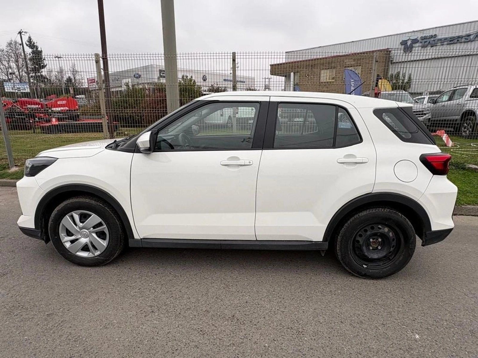 TOYOTA RAIZE 1.2 MT 2025 - Imagen 7 de 12