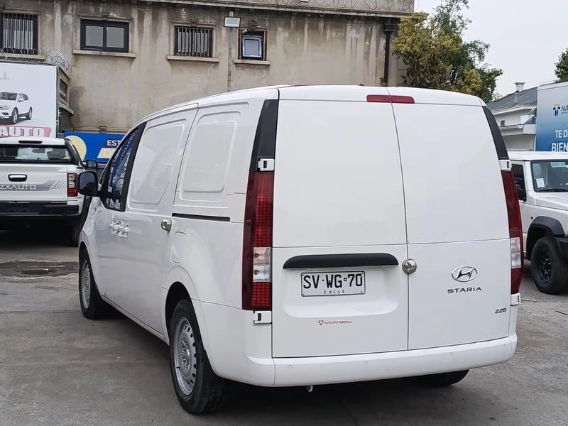 Hyundai STARIA 2.2 FURGÓN 2023 - Imagen 11 de 20