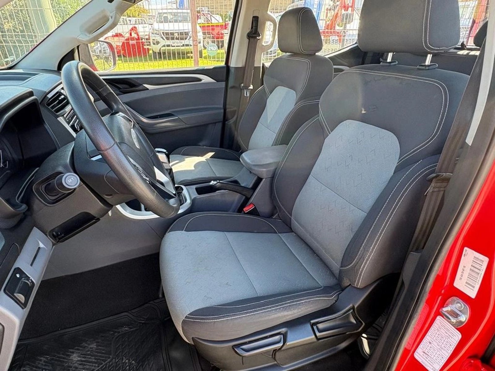 MAXUS T60 DX MT 4X4 2024 - Imagen 10 de 12