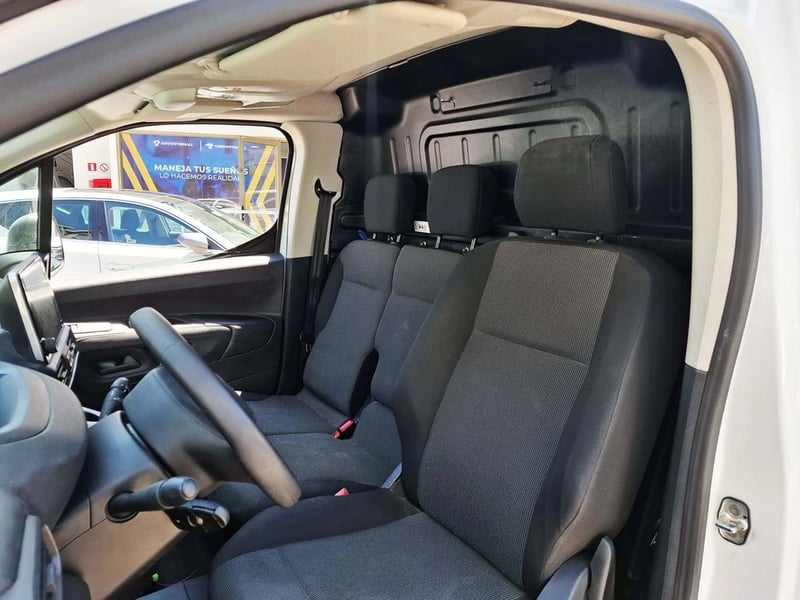 Peugeot PARTNER 1.5 BlueHDI 2024 - Imagen 16 de 20