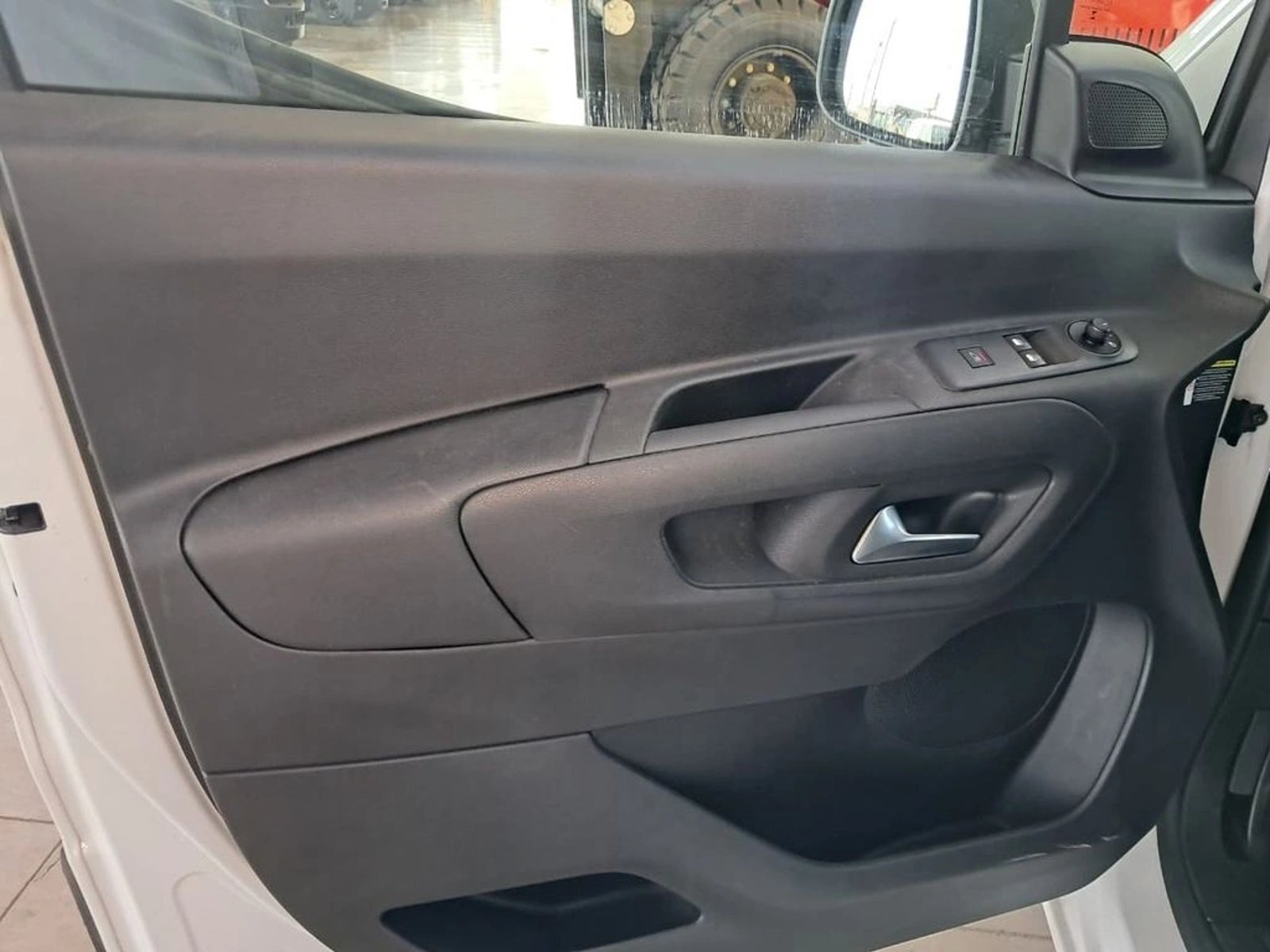 Peugeot PARTNER 1.5 L1 4X2 MT 2025 - Imagen 14 de 20