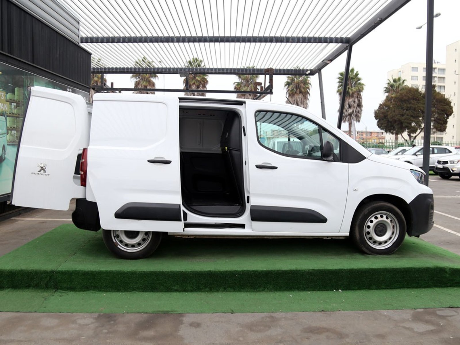 PEUGEOT PARTNER 1.5 L1 HDI DIESEL 2024 - Imagen 6 de 20