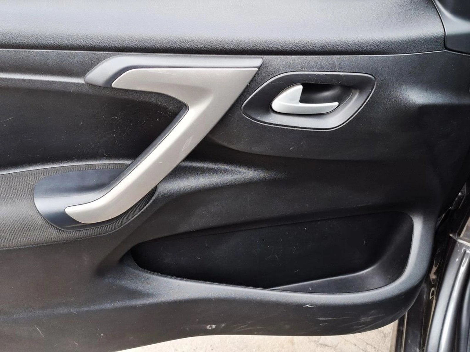 CITROEN C-ELYSEE 1.6 DIESEL 2025 - Imagen 13 de 20