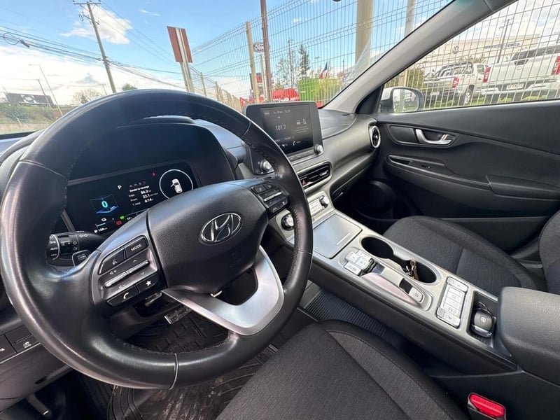Hyundai KONA ELÉCTRICO OS AUT. 2023 - Imagen 8 de 12