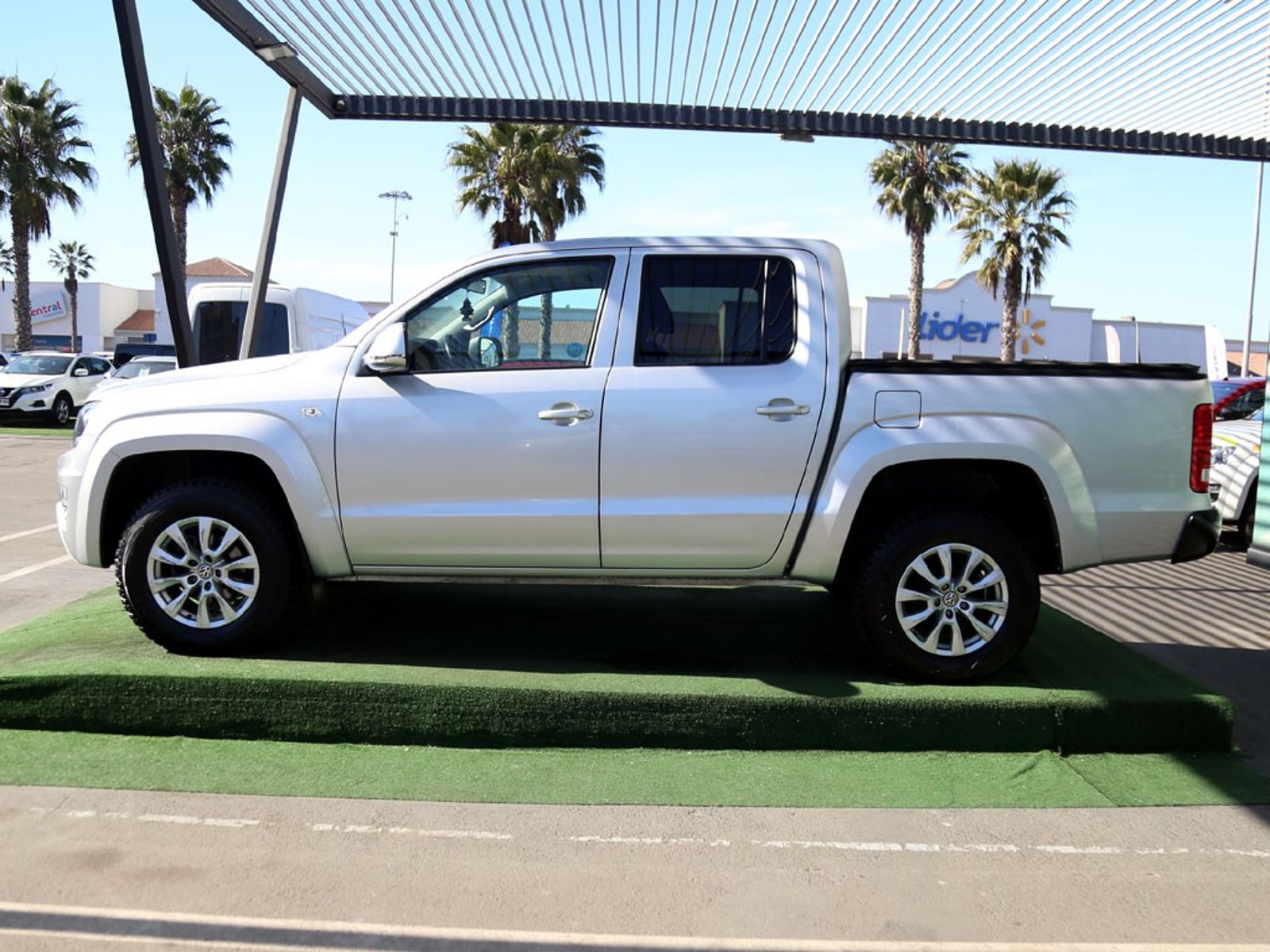 Volkswagen AMAROK COMFORTLINE AT 2.0 4X4 2021 - Foto 5 de 20