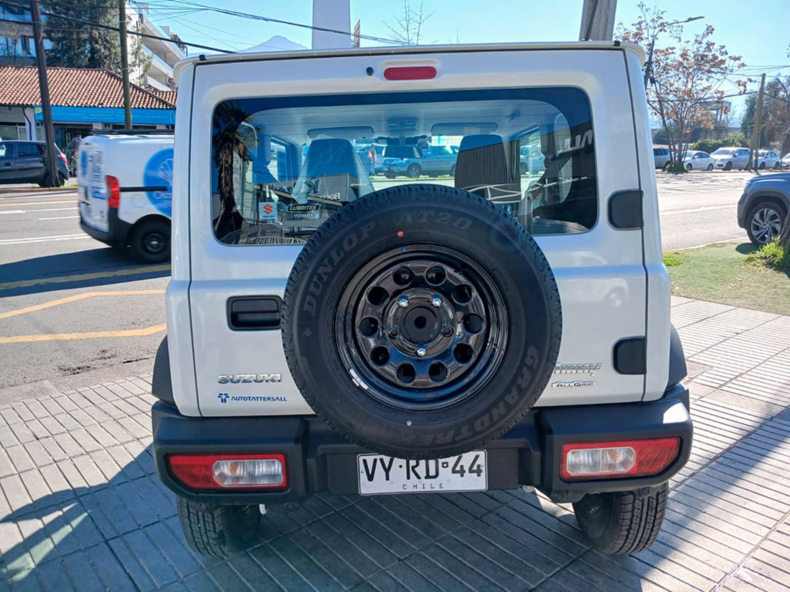 Suzuki JIMNY GL WINCHE MT 4X4 2026 - Imagen 7 de 12