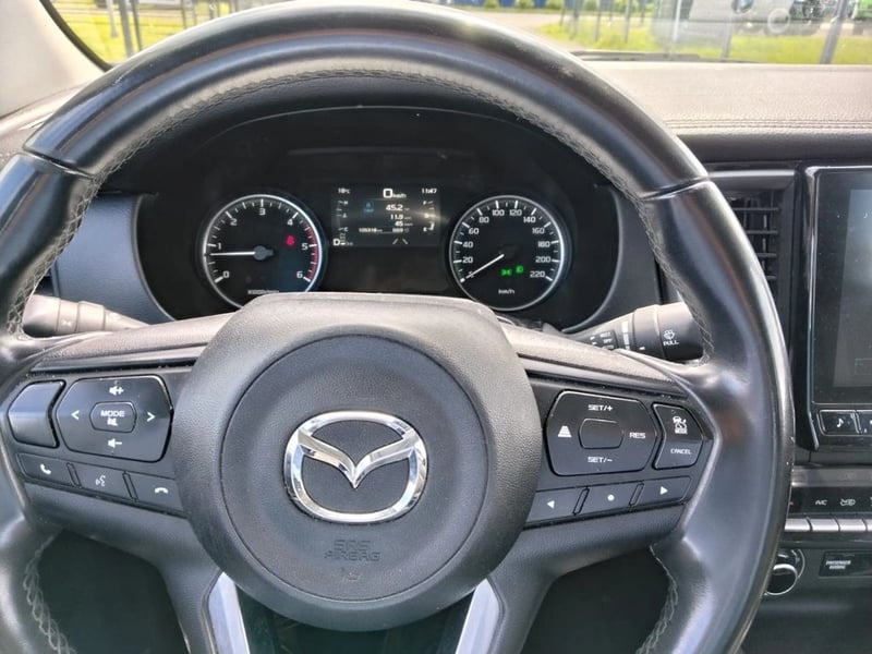 Mazda BT-50 BT-50 3.0 2023 - Imagen 6 de 6
