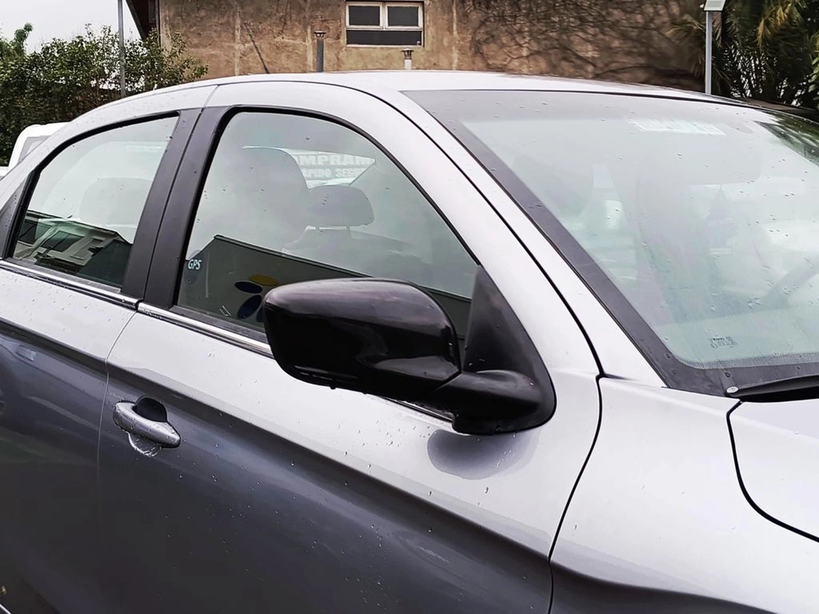 Citroën C-ELYSEE 1.5 BlueHDI 2024 - Foto 4 de 20