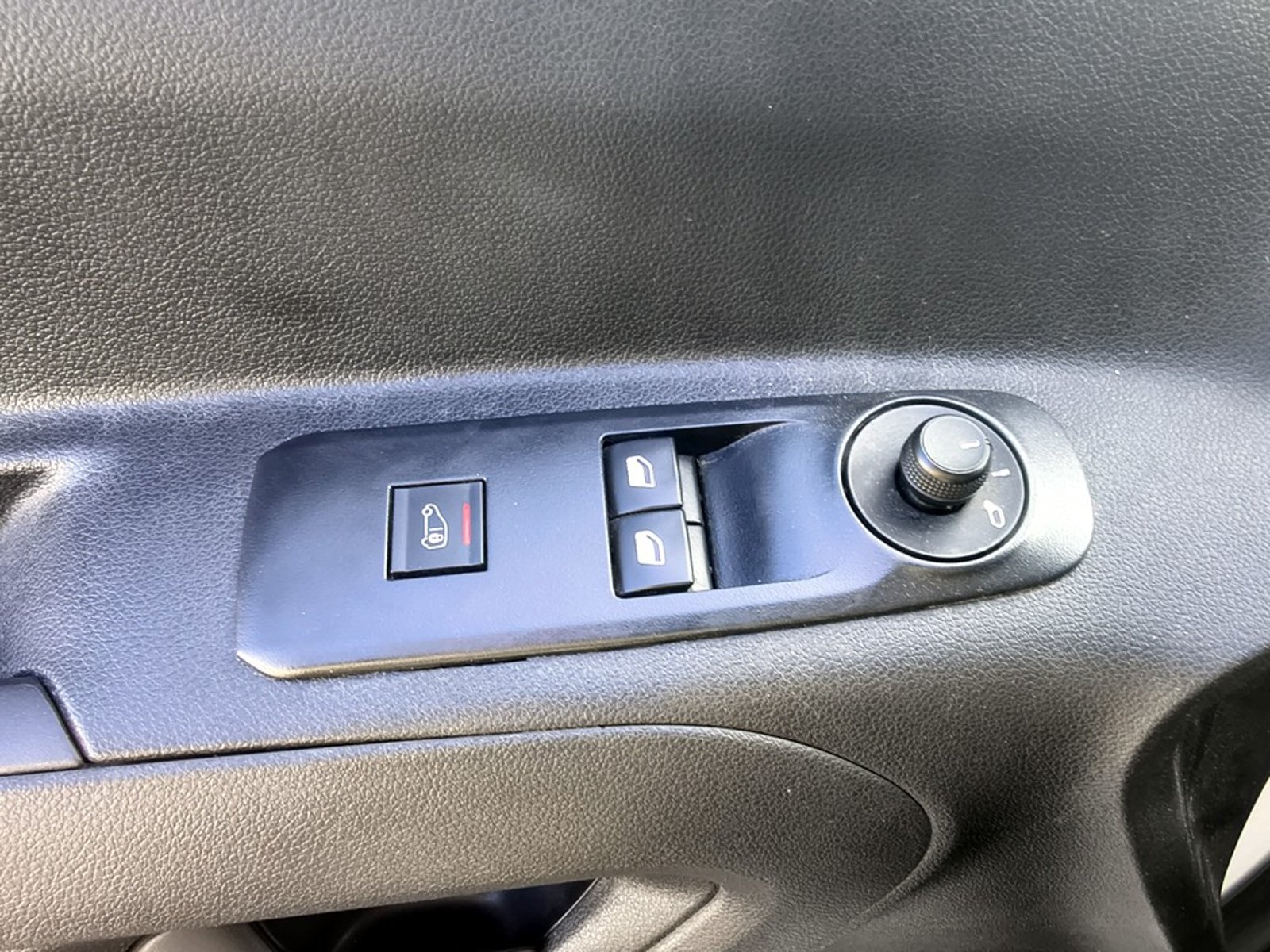 PEUGEOT PARTNER PARTNER L1 1.5 Diesel 4X2 T/M 2023 - Imagen 8 de 16