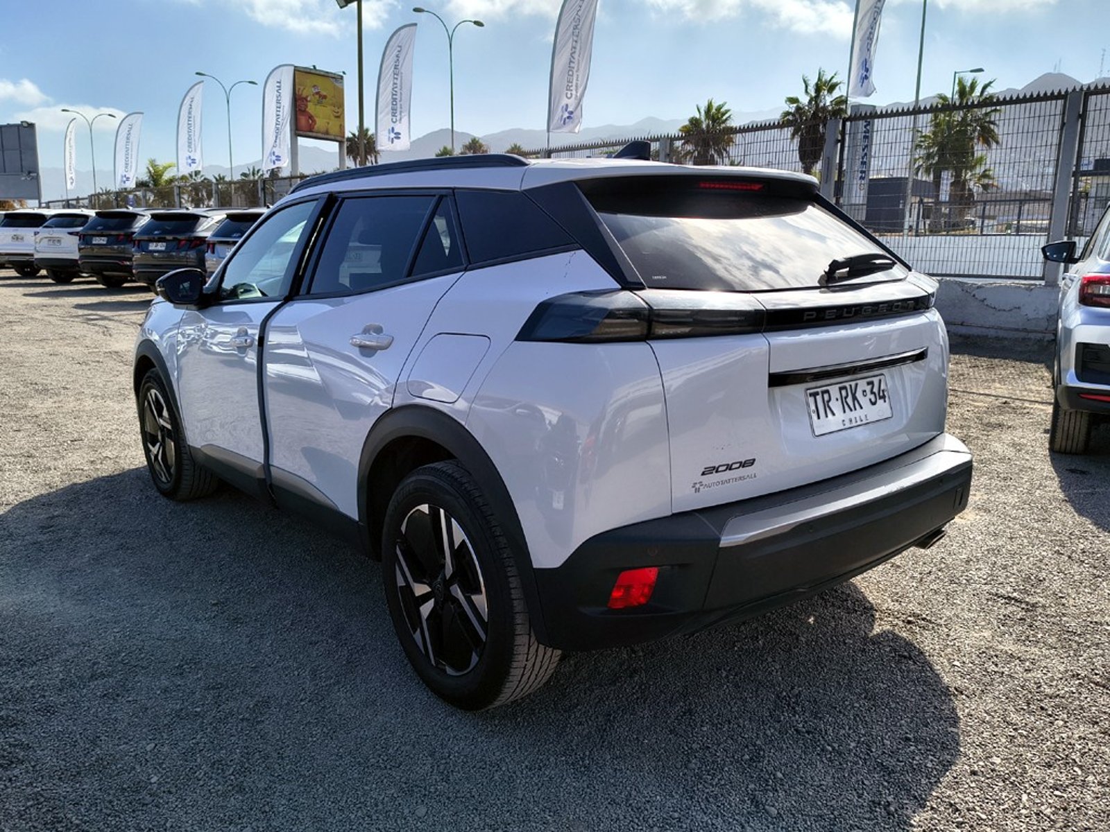 PEUGEOT 2008 1.5 Diesel 4x2 T/A Allure 2025 - Imagen 7 de 20