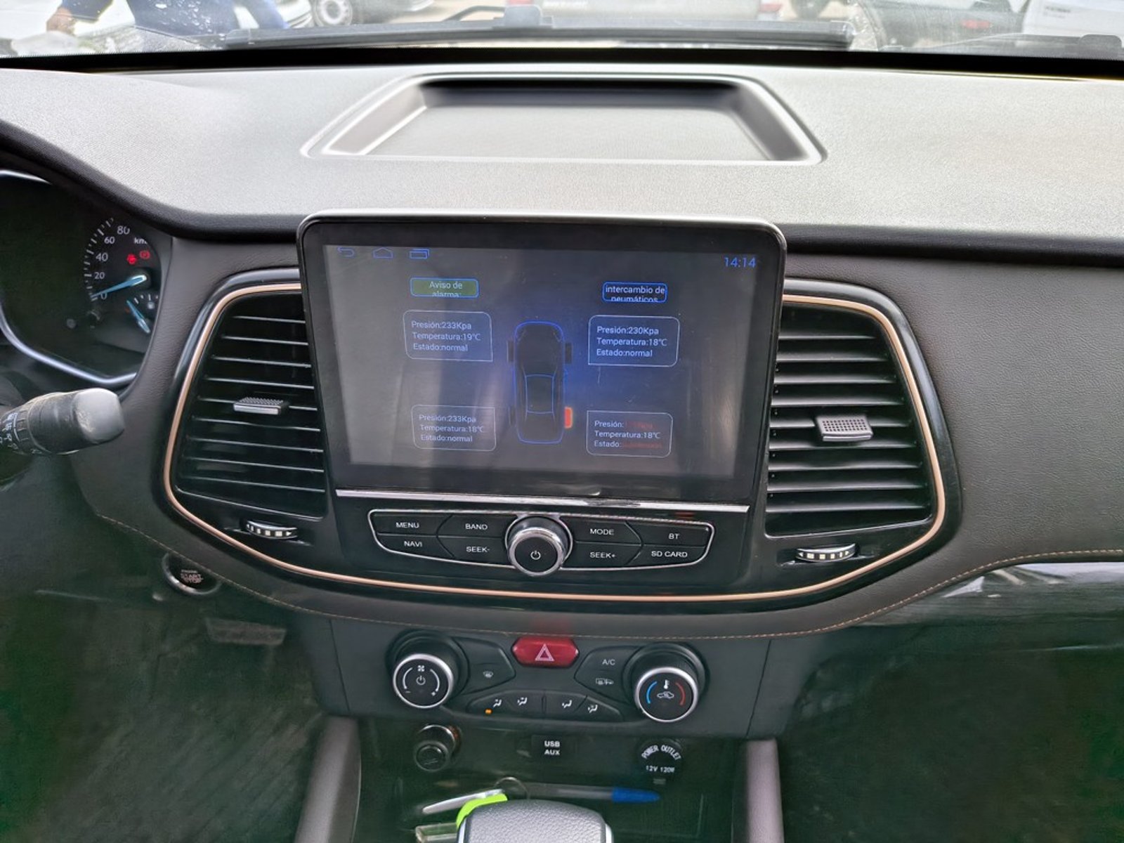ZX AUTO TERRALORD 2.5 DIESEL 4X4 T/A 2023 - Imagen 16 de 19