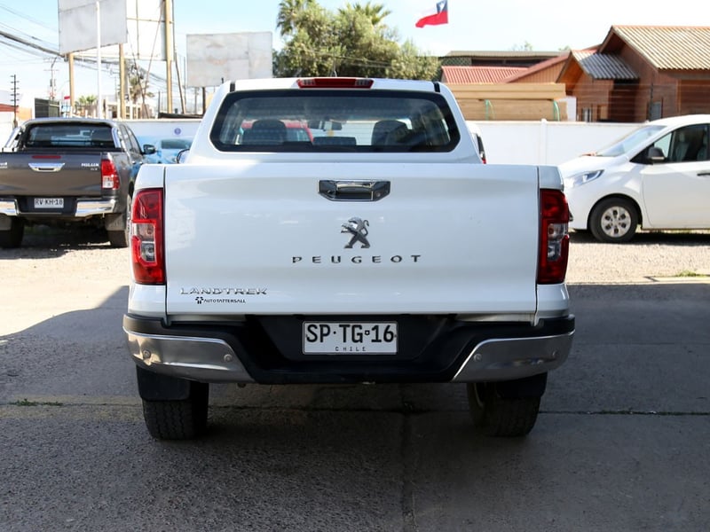 Peugeot LANDTREK MT 1.9 DIESEL 2023 - Imagen 7 de 20