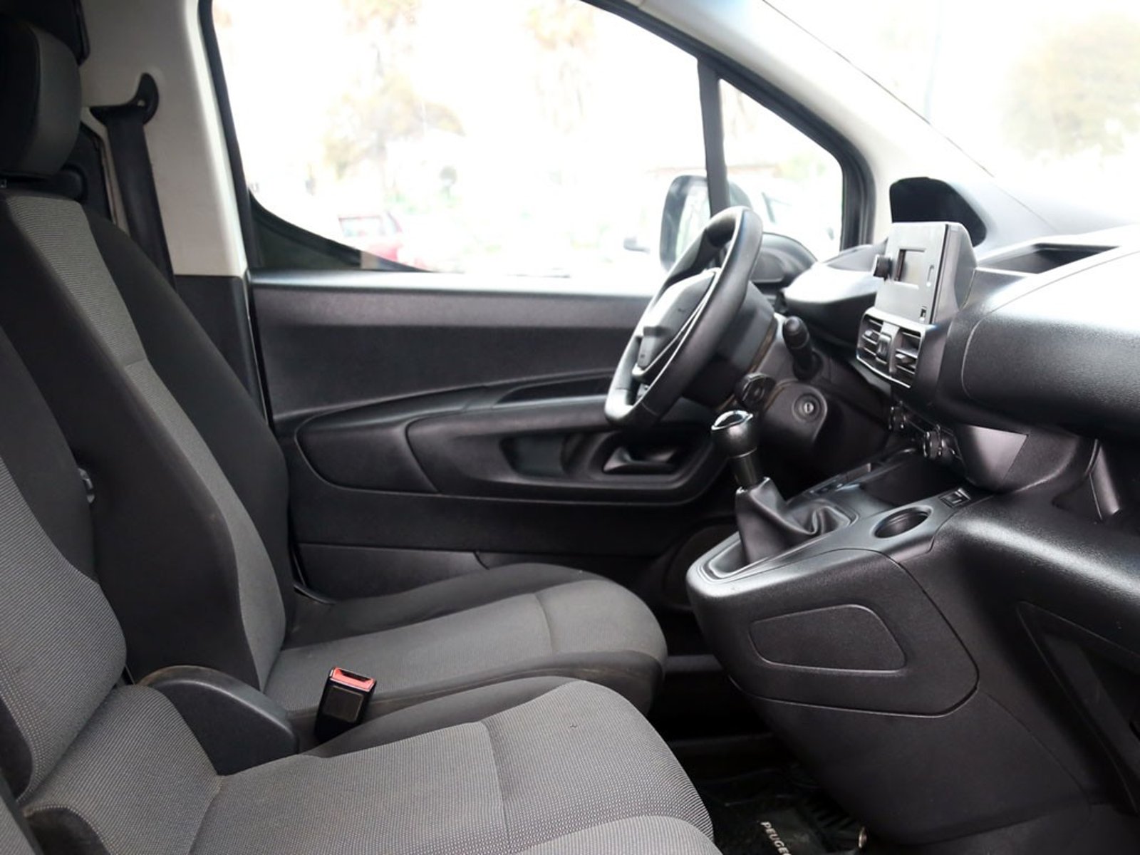 PEUGEOT PARTNER 1.6 L1 HDI MT DIESEL 2021 - Imagen 15 de 19
