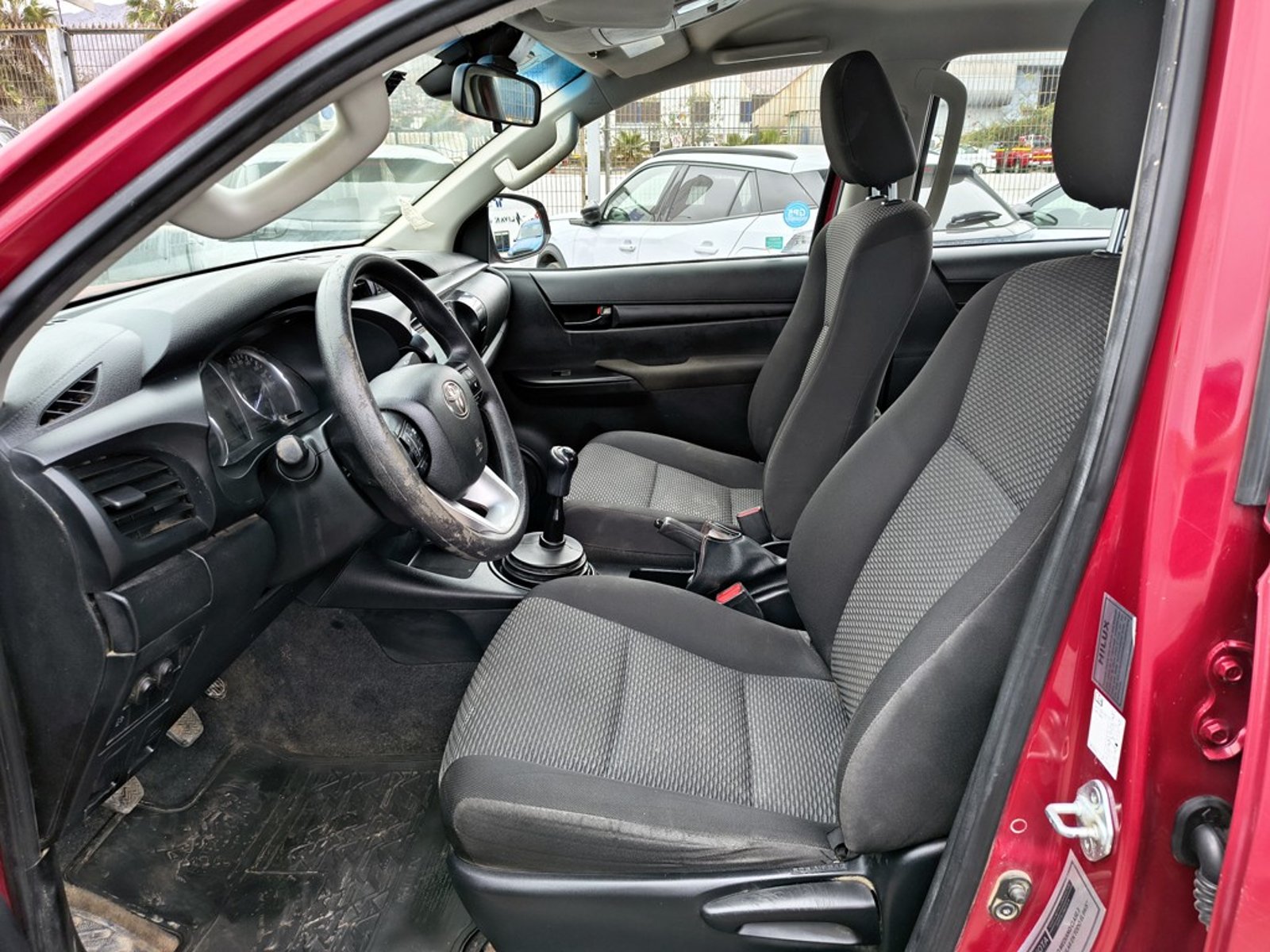 TOYOTA HILUX TSS 2.4 Diesel 4X2 T/M 2021 - Imagen 10 de 20