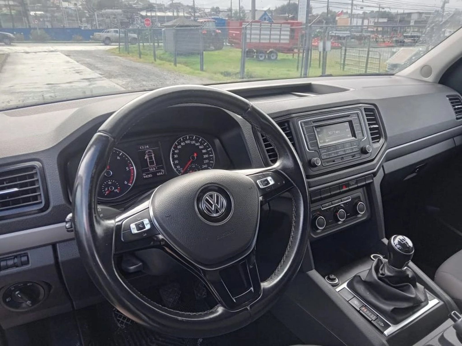 VOLKSWAGEN AMAROK TRENDLINE 2.0 4X4 2023 - Imagen 6 de 6