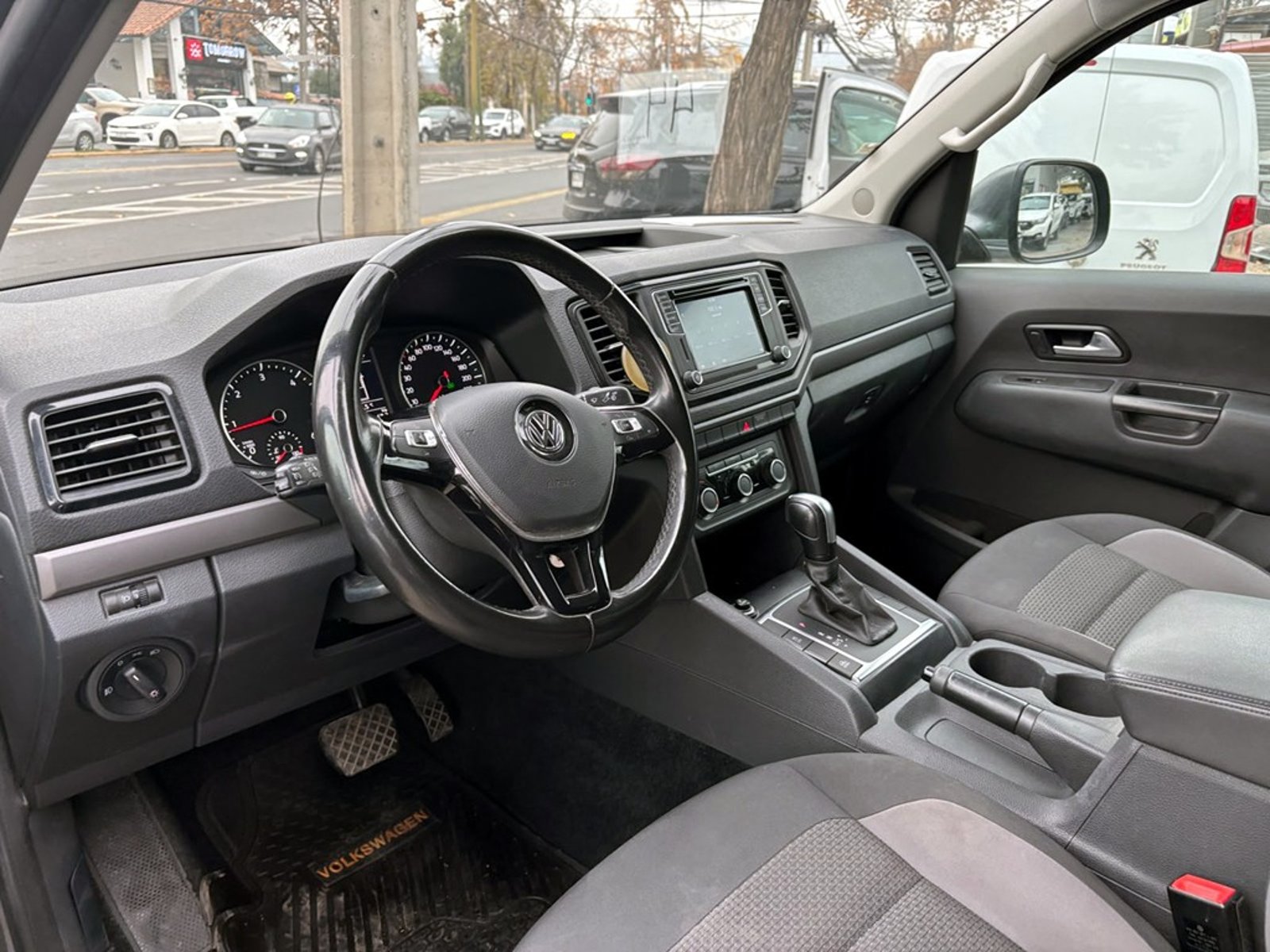 VOLKSWAGEN AMAROK Amarok Confortline 4X4 AT 2021 - Imagen 11 de 19