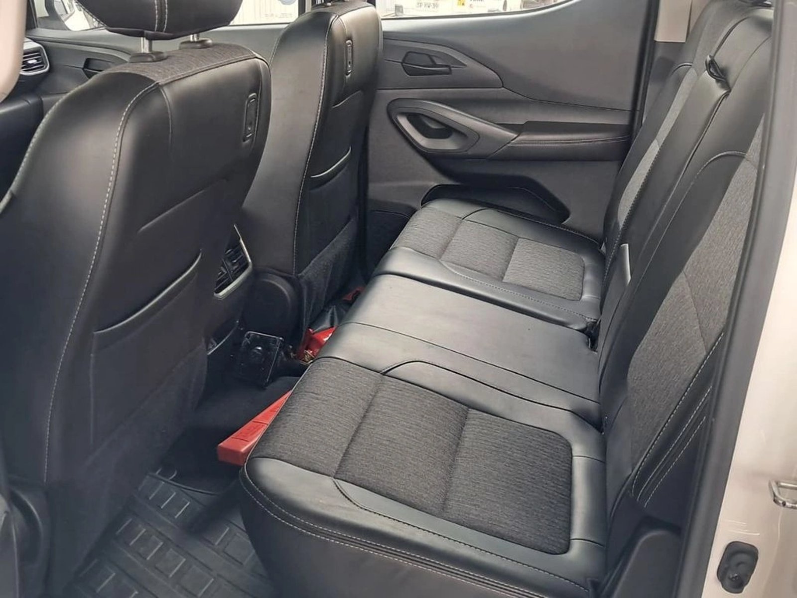 Peugeot LANDTREK ACTIVE 4X2 MT 1.9 2023 - Imagen 17 de 20