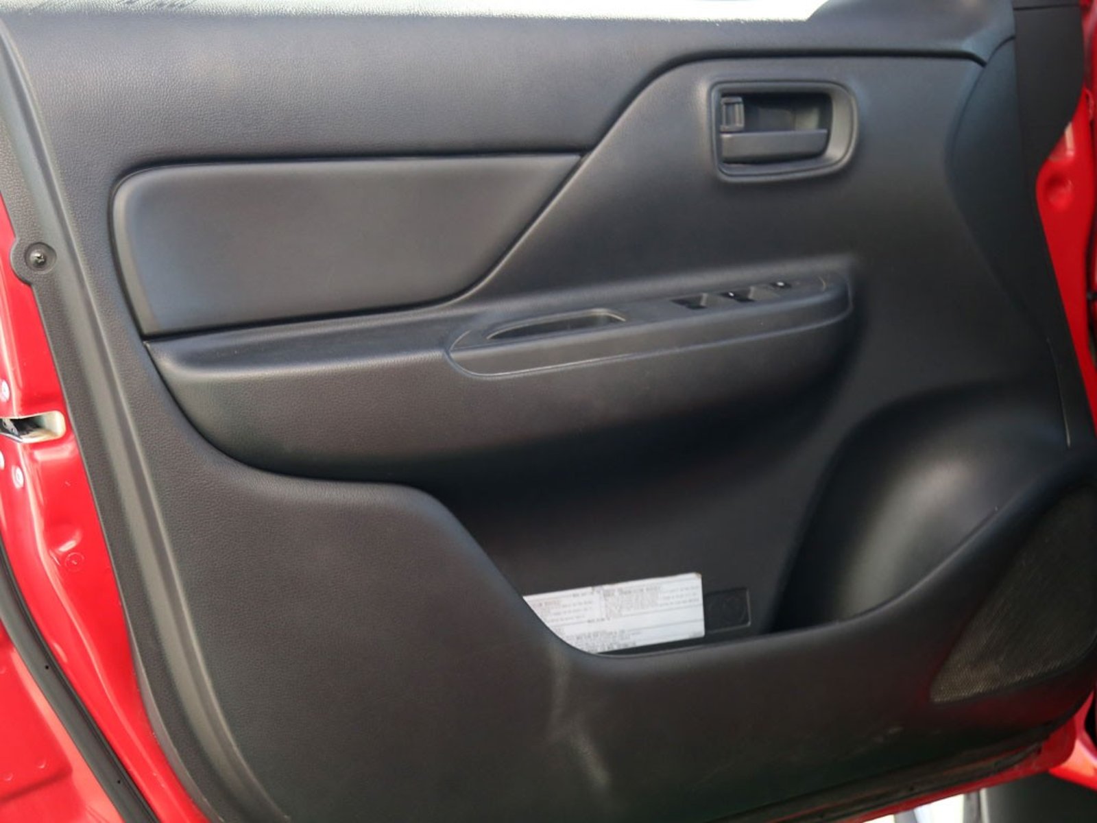 Mitsubishi L200 L200 KATANA 4X4 DIESEL 2023 - Imagen 10 de 20