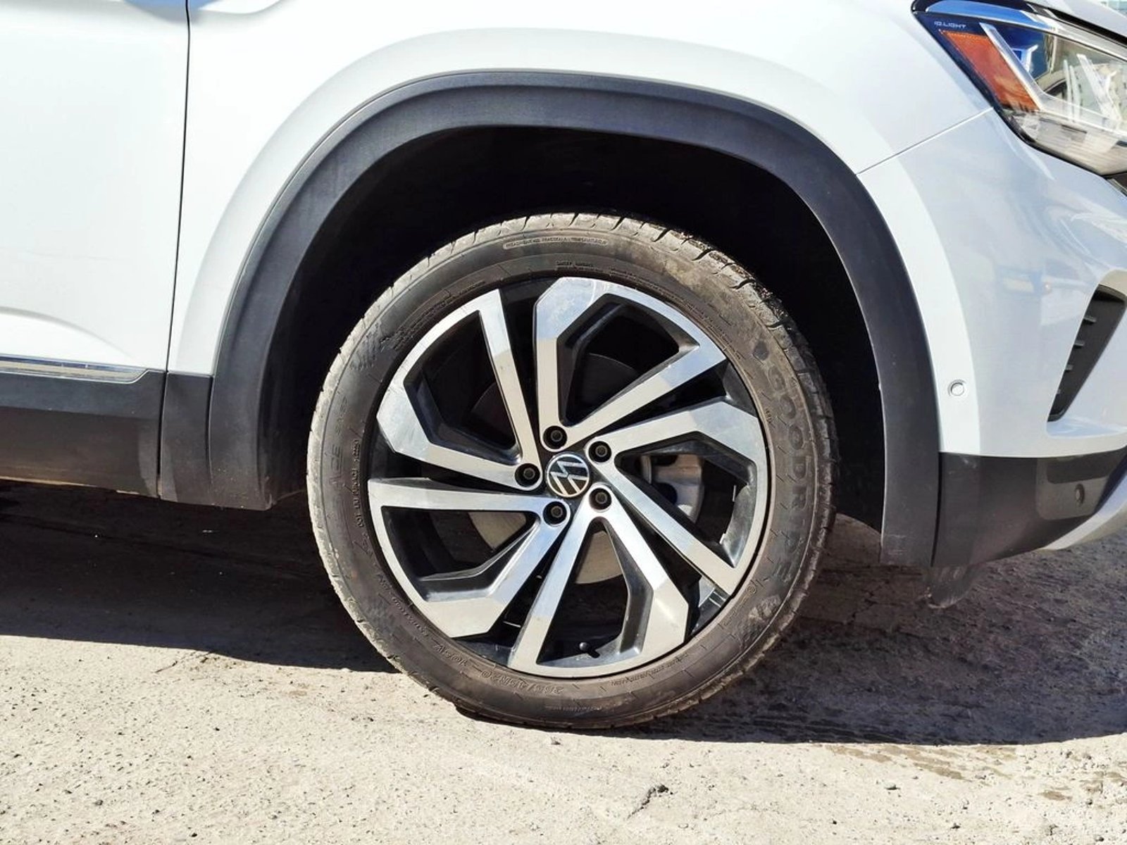 VOLKSWAGEN ATLAS 3.6 LIMITED 4 MOTION 2024 - Imagen 6 de 20