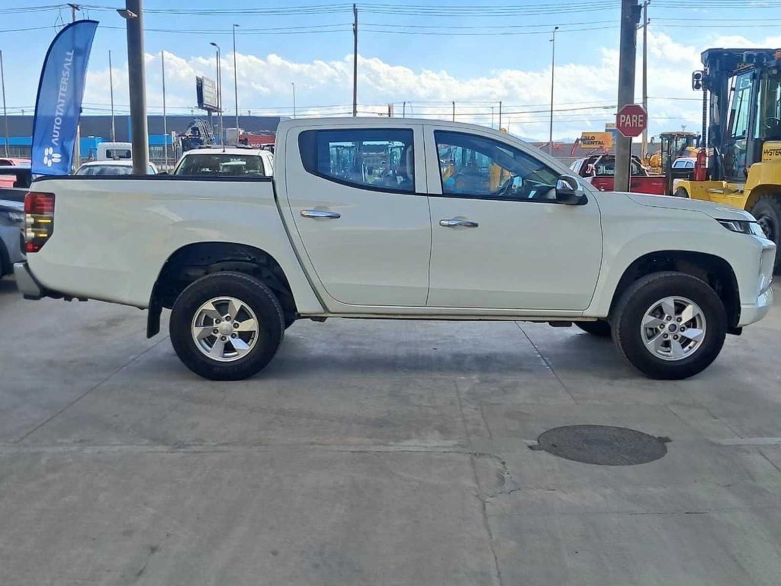 Mitsubishi L200 KATANA 2.4 CR MT 4X2 2021 - Foto 5 de 20