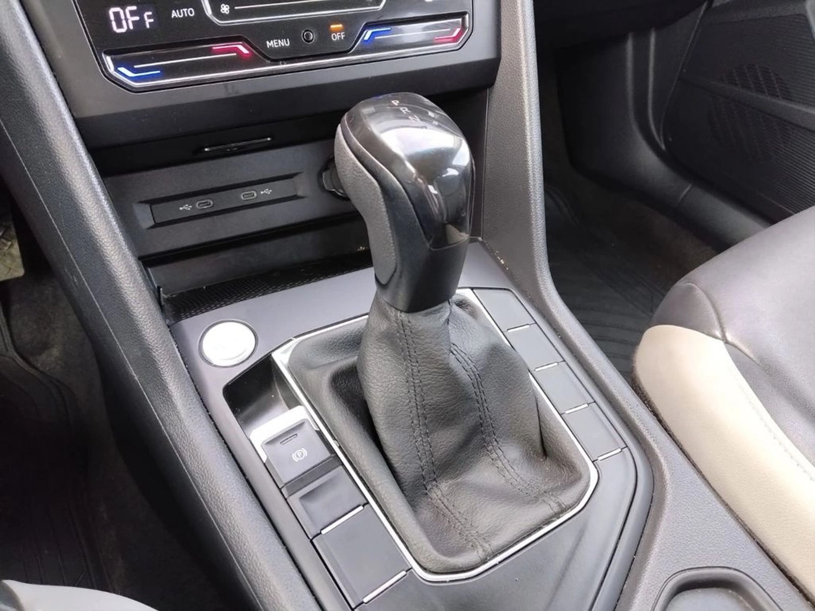 Volkswagen TAOS TAOS 2025 - Foto 4 de 7