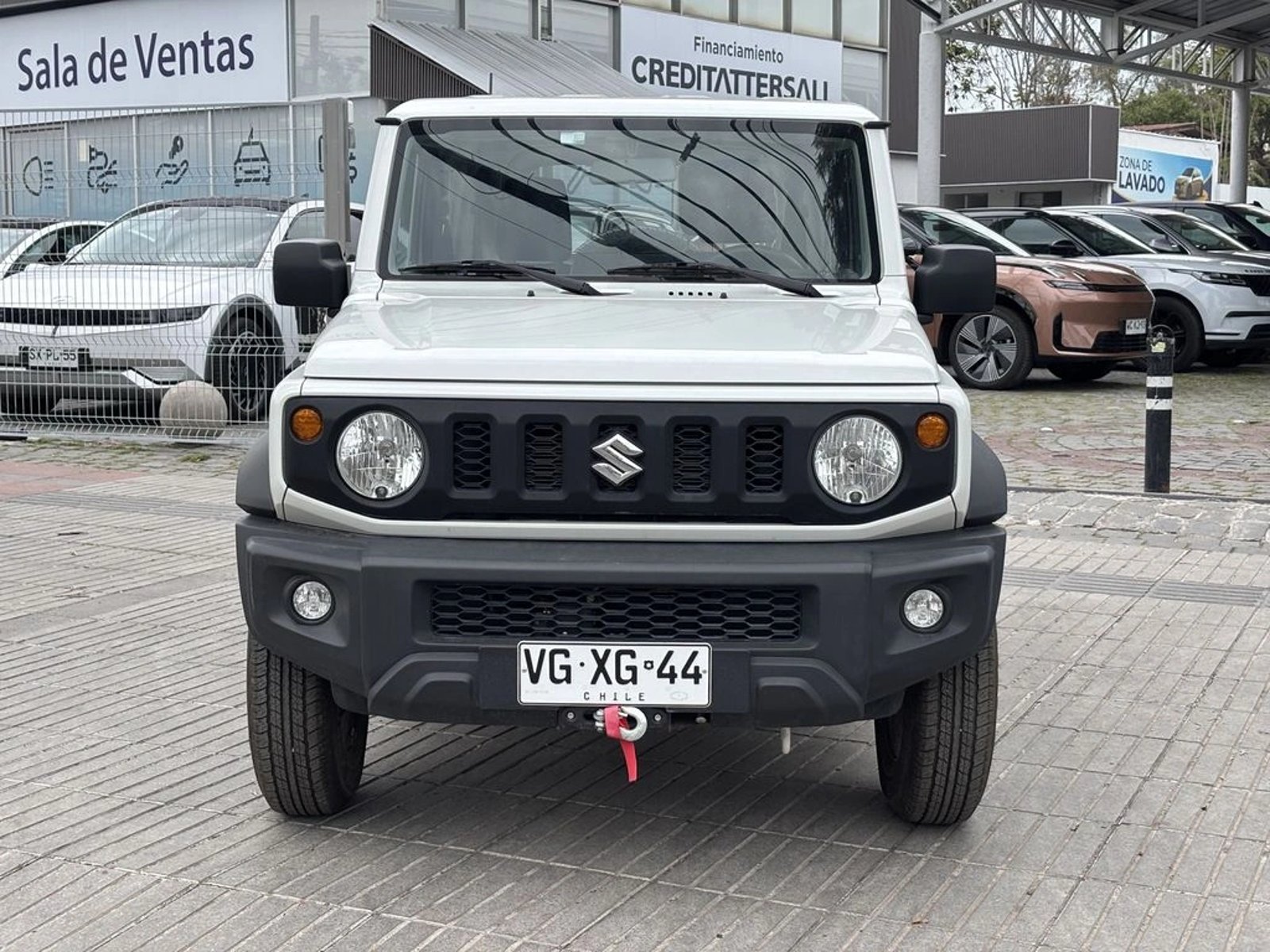 Suzuki JIMNY 1.5 GL WINCHE MT 4X4 2025 - Foto 2 de 20