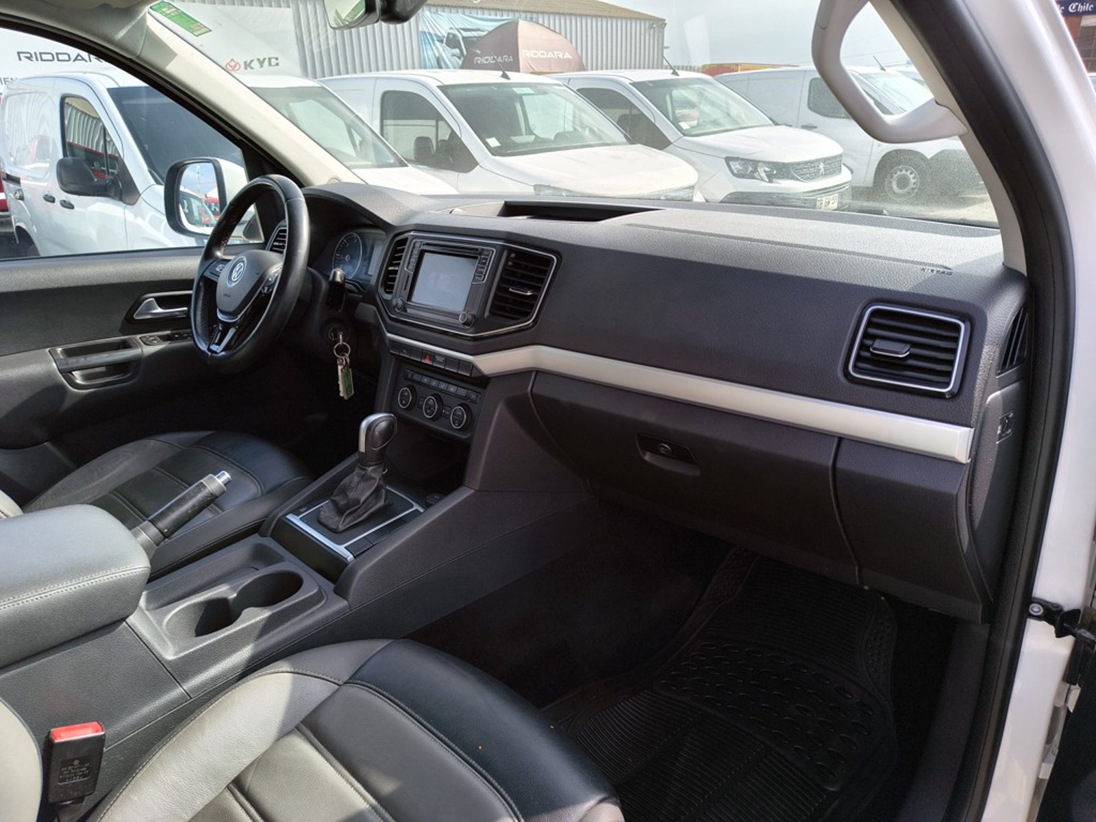 VOLKSWAGEN AMAROK 2.0 Highline AT 4X4 2023 - Imagen 20 de 20