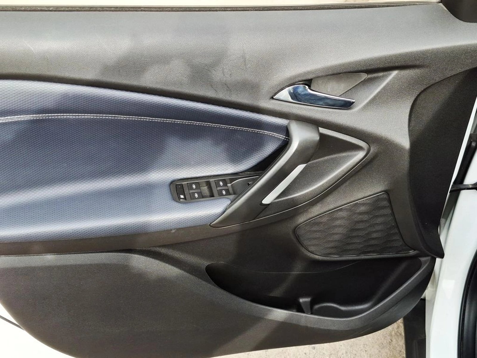 CHEVROLET TRACKER 1.5 2022 - Imagen 12 de 20