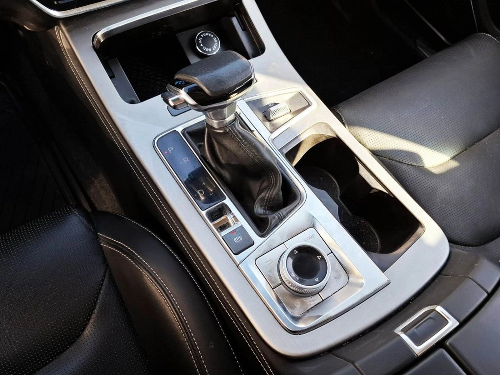 JETOUR X70 PLUS 1.5 2024 - Imagen 20 de 20