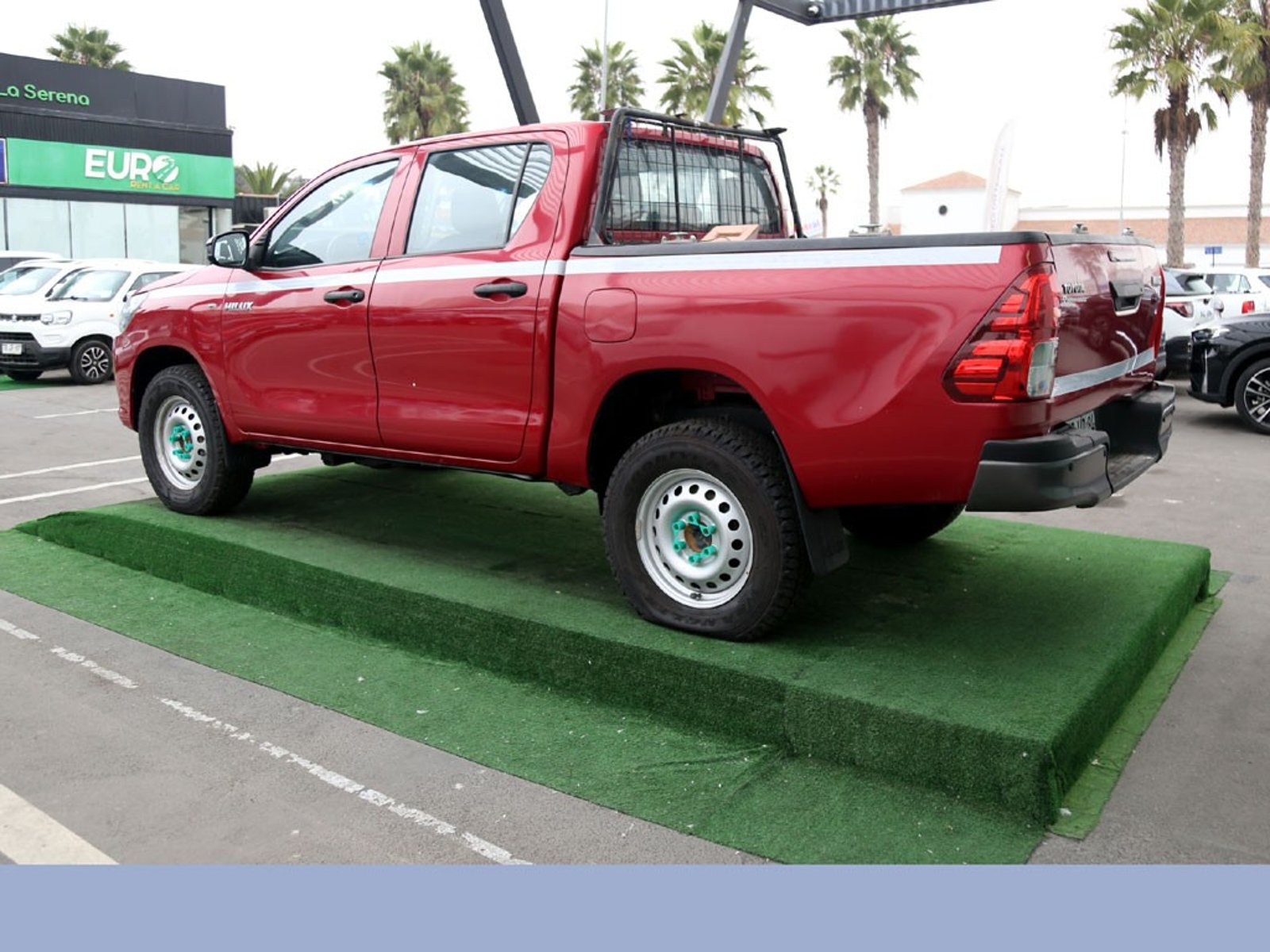 TOYOTA HILUX 2.4 TSS MT 4X2 DIESEL 2024 - Imagen 7 de 17