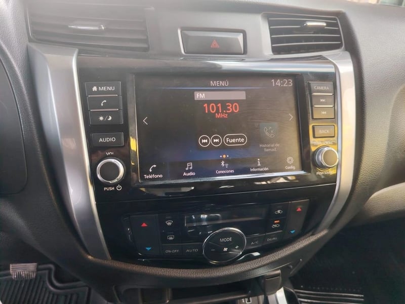 Nissan NAVARA NAVARA D CAB 2.3 MT 4X2 2023 - Imagen 15 de 17
