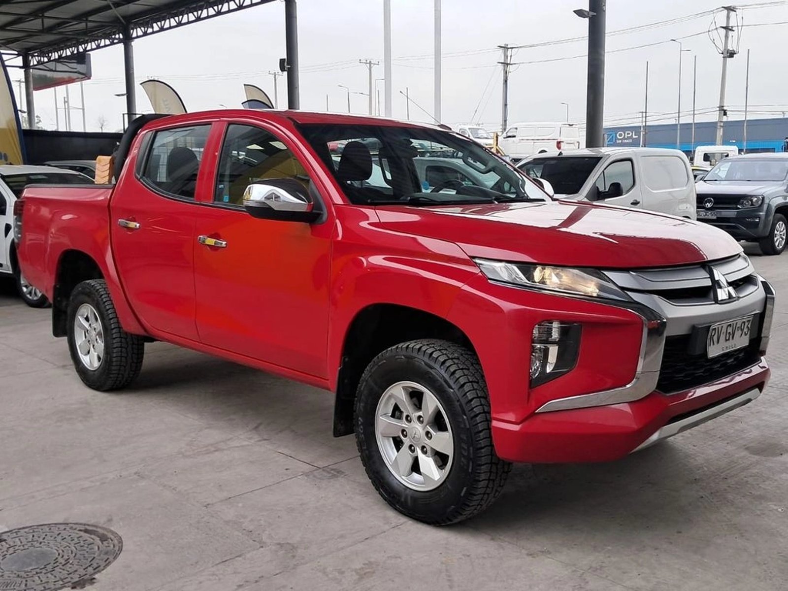Mitsubishi L200 KATANA CRT 4X4 MT DIESEL 2022 - Foto 4 de 20