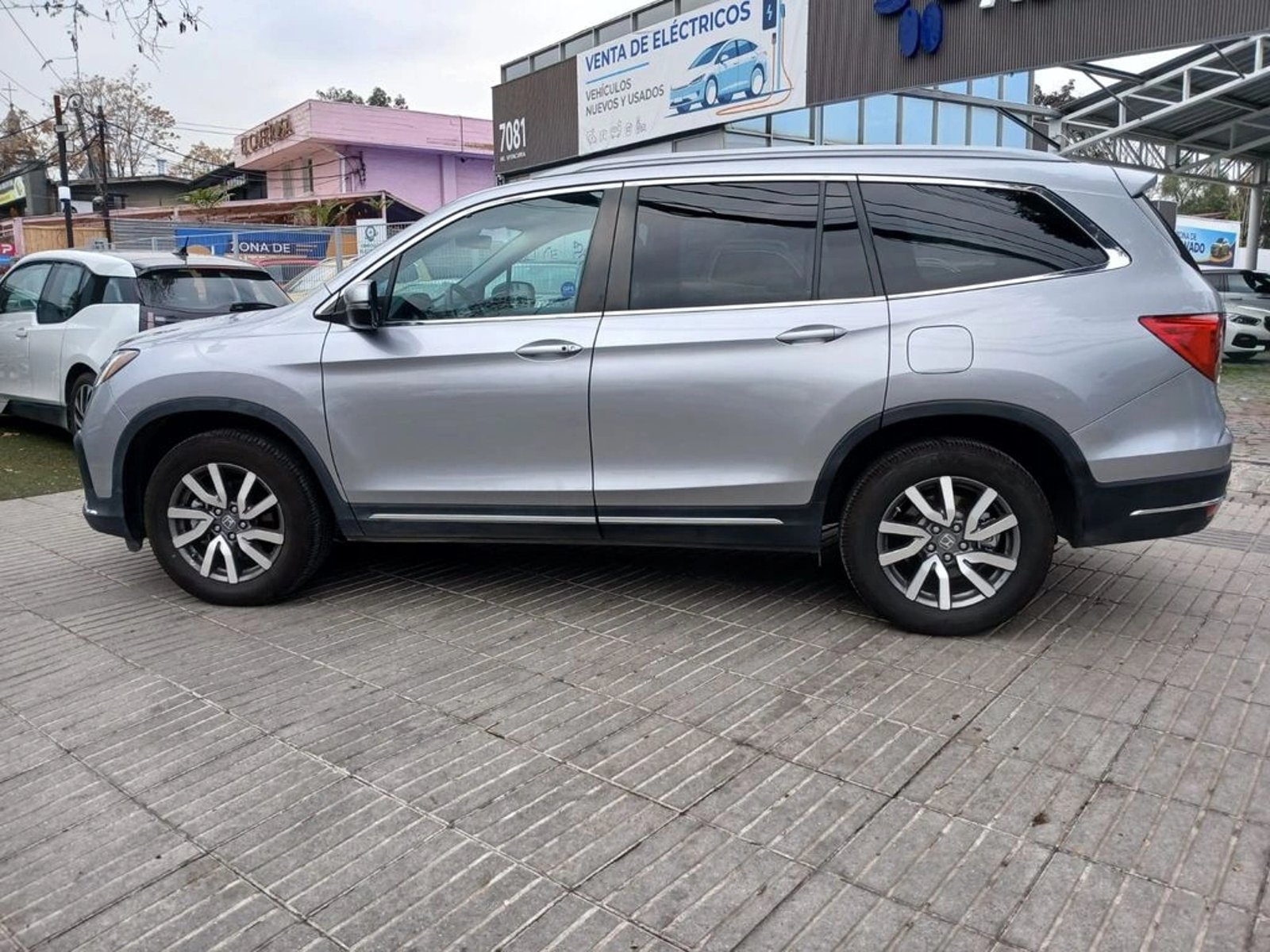 Honda PILOT PILOT Tourning 3.5 AWD 7 Pasajeros 2023 - Foto 5 de 18