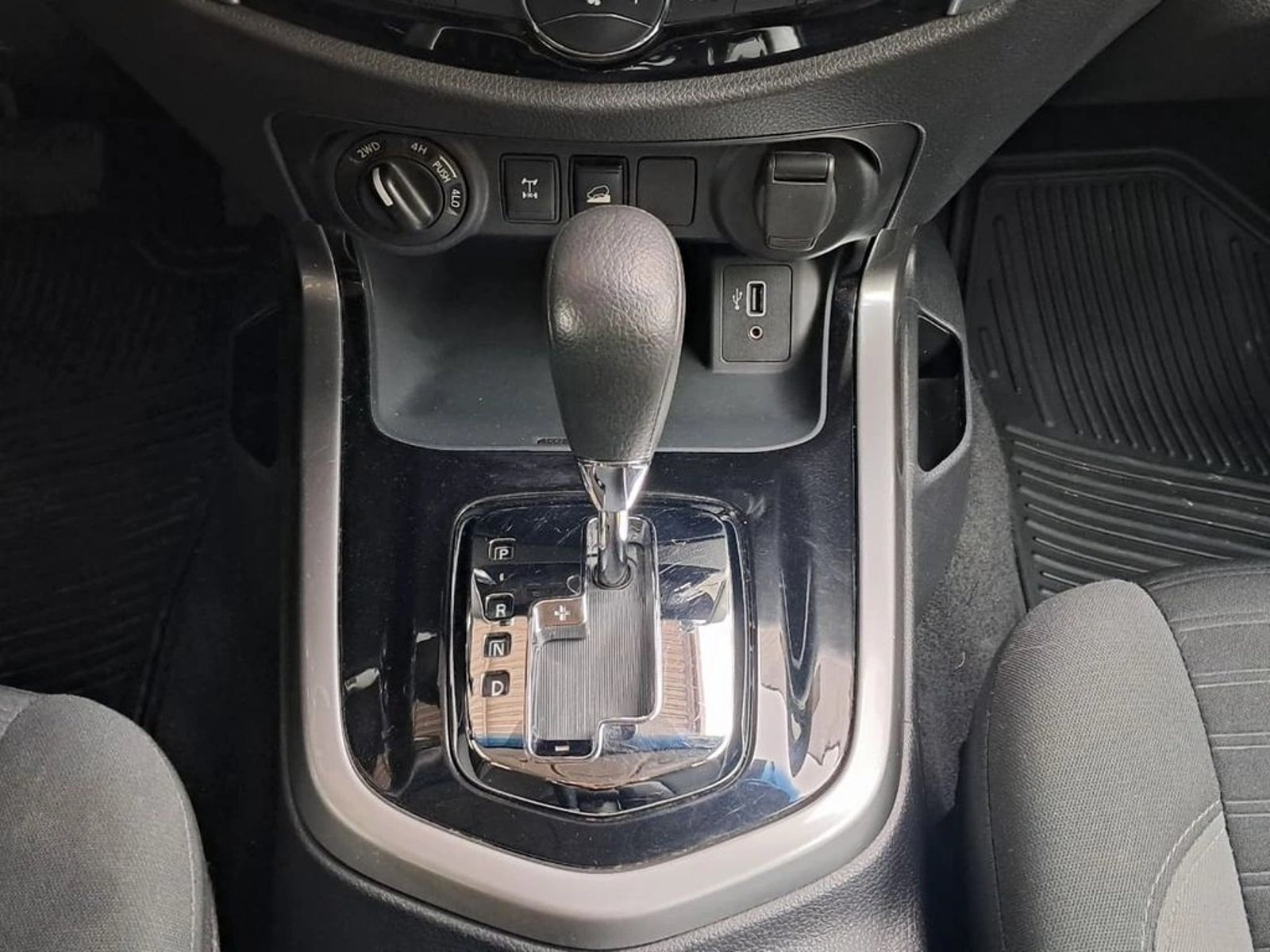 Nissan NAVARA 2.3 XE DC AT 4X4 2022 - Imagen 19 de 20