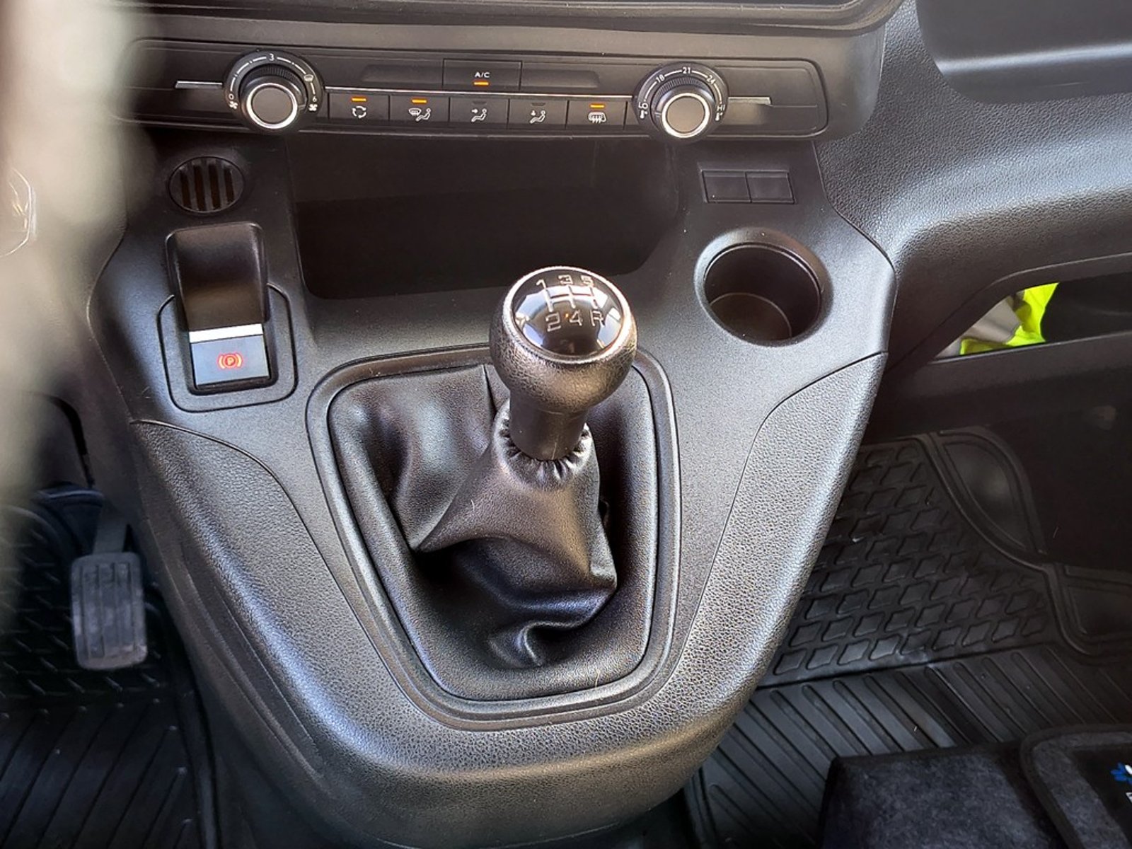 Peugeot PARTNER HDI 92HP L1 1.6 2022 - Imagen 14 de 15