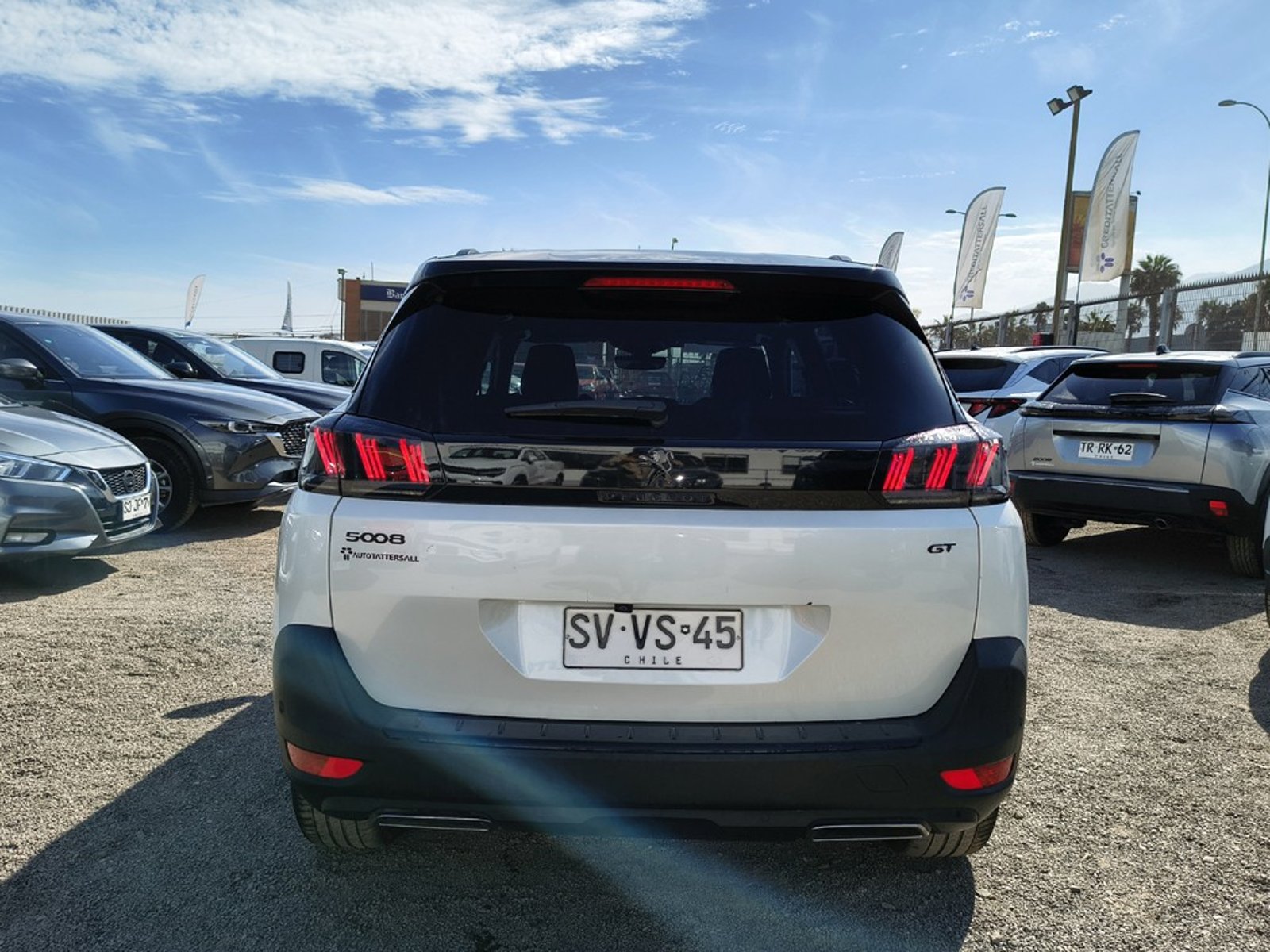 PEUGEOT 5008 BLUEHDI 130 1.5 AUT 2023 - Imagen 6 de 20