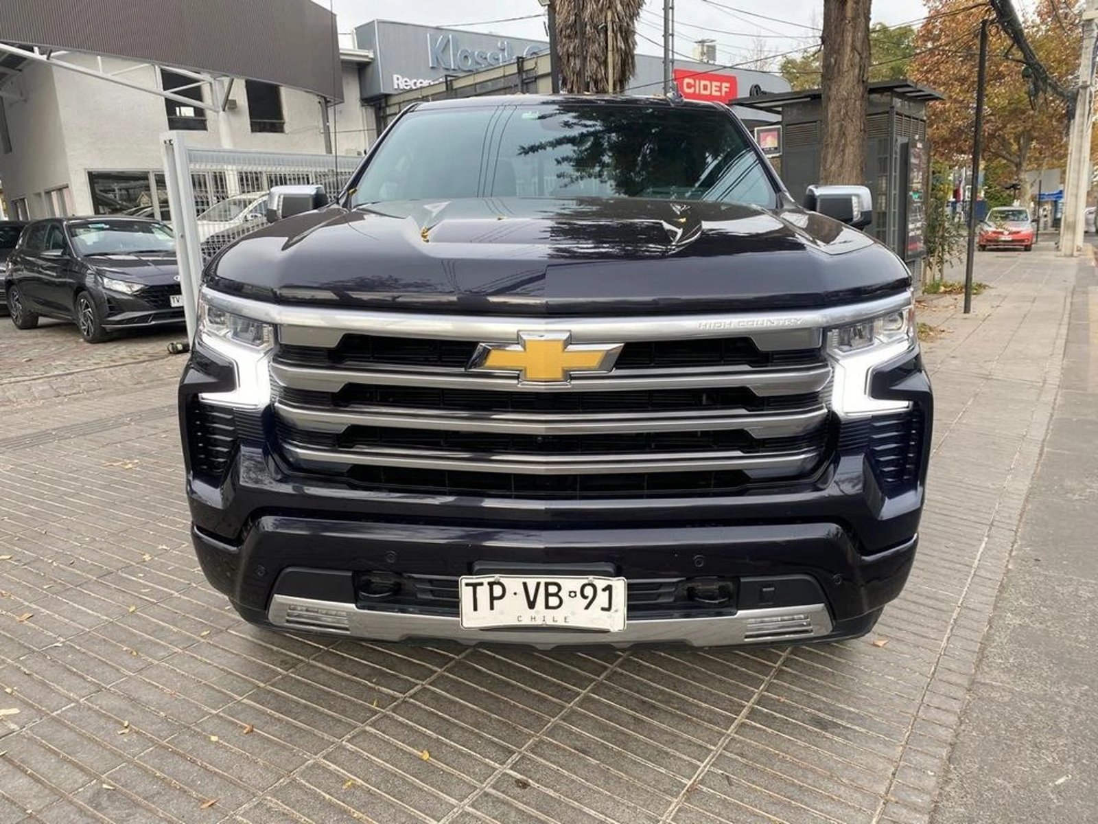 Chevrolet SILVERADO High Country 4X4 3.0 DIESEL AUT 2024 - Foto 2 de 20